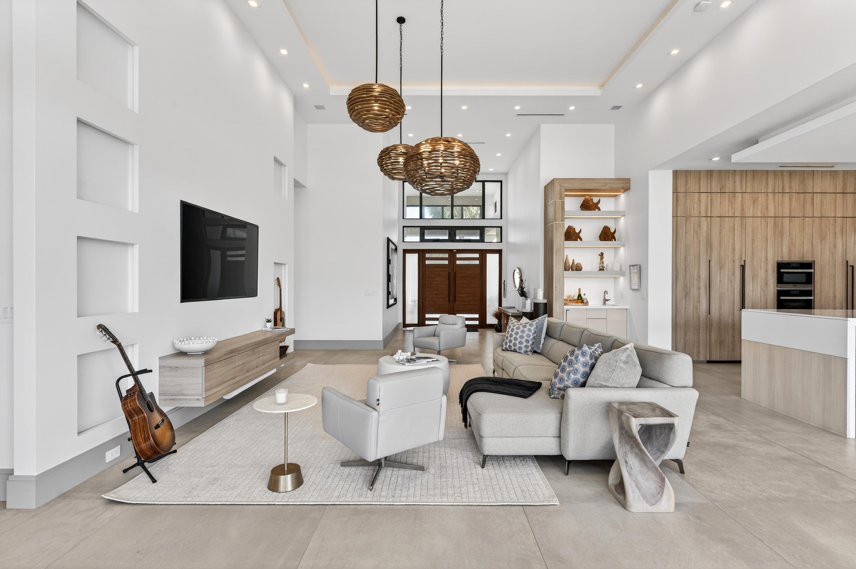 520 Golden Harbour Drive