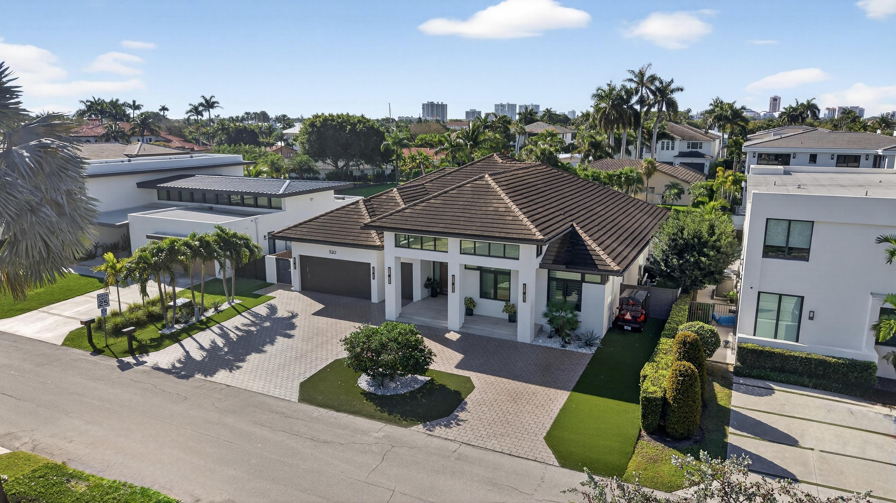 520 Golden Harbour Drive