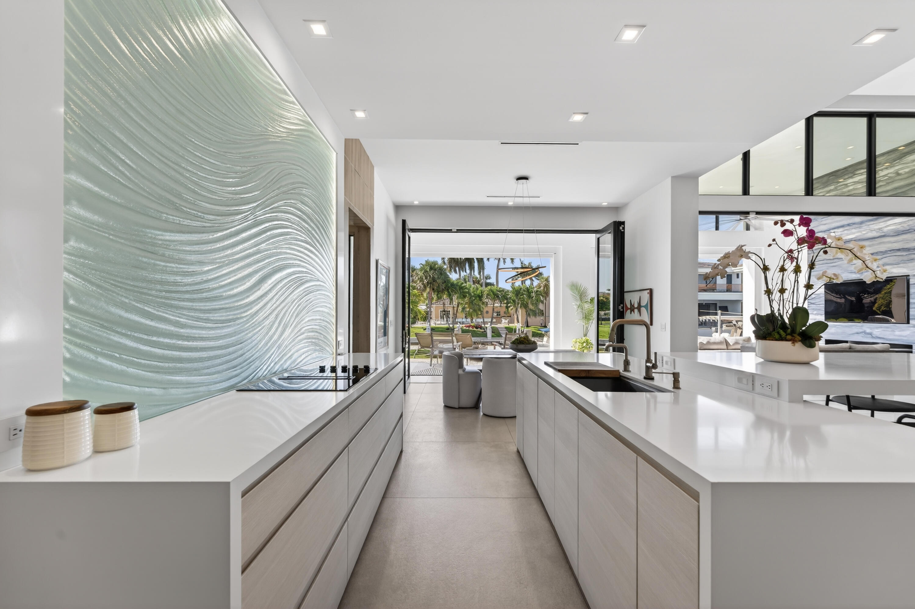 520 Golden Harbour Drive