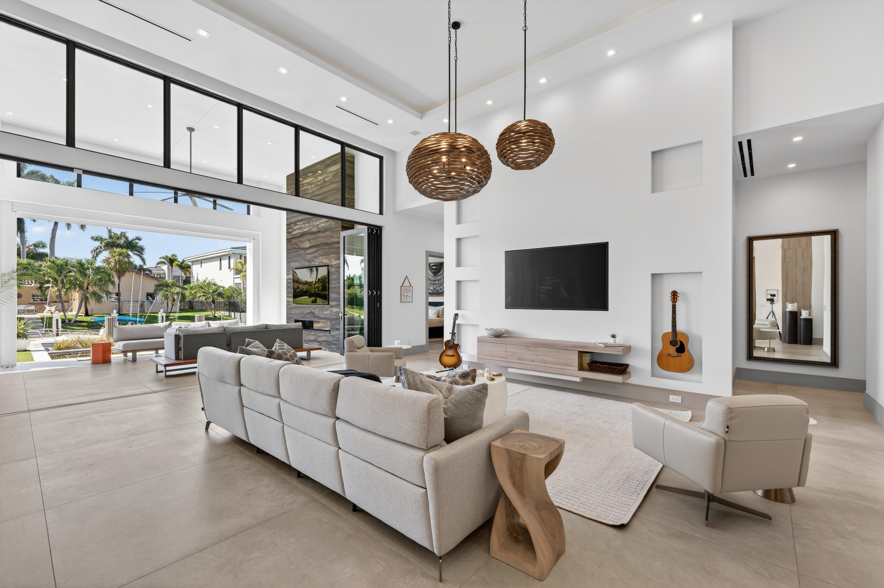 520 Golden Harbour Drive