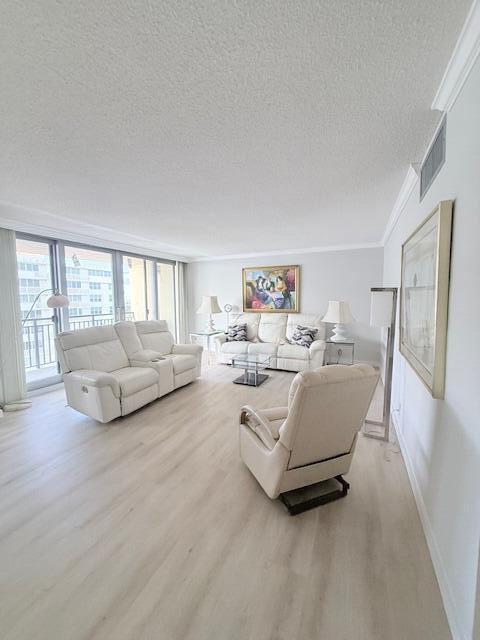 1180 S Ocean Boulevard 16 D