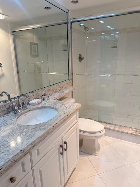 1180 S Ocean Boulevard 3e