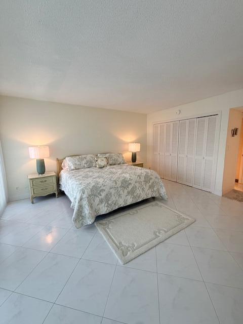 1180 S Ocean Boulevard 3e