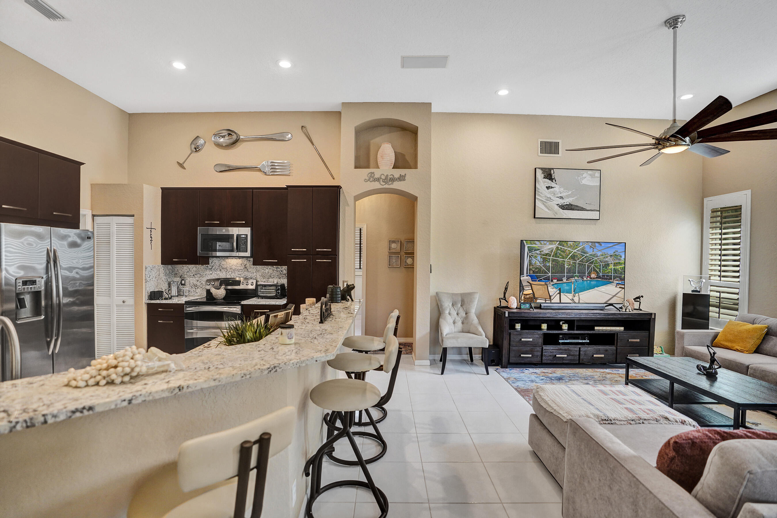 10063 Umberland Place