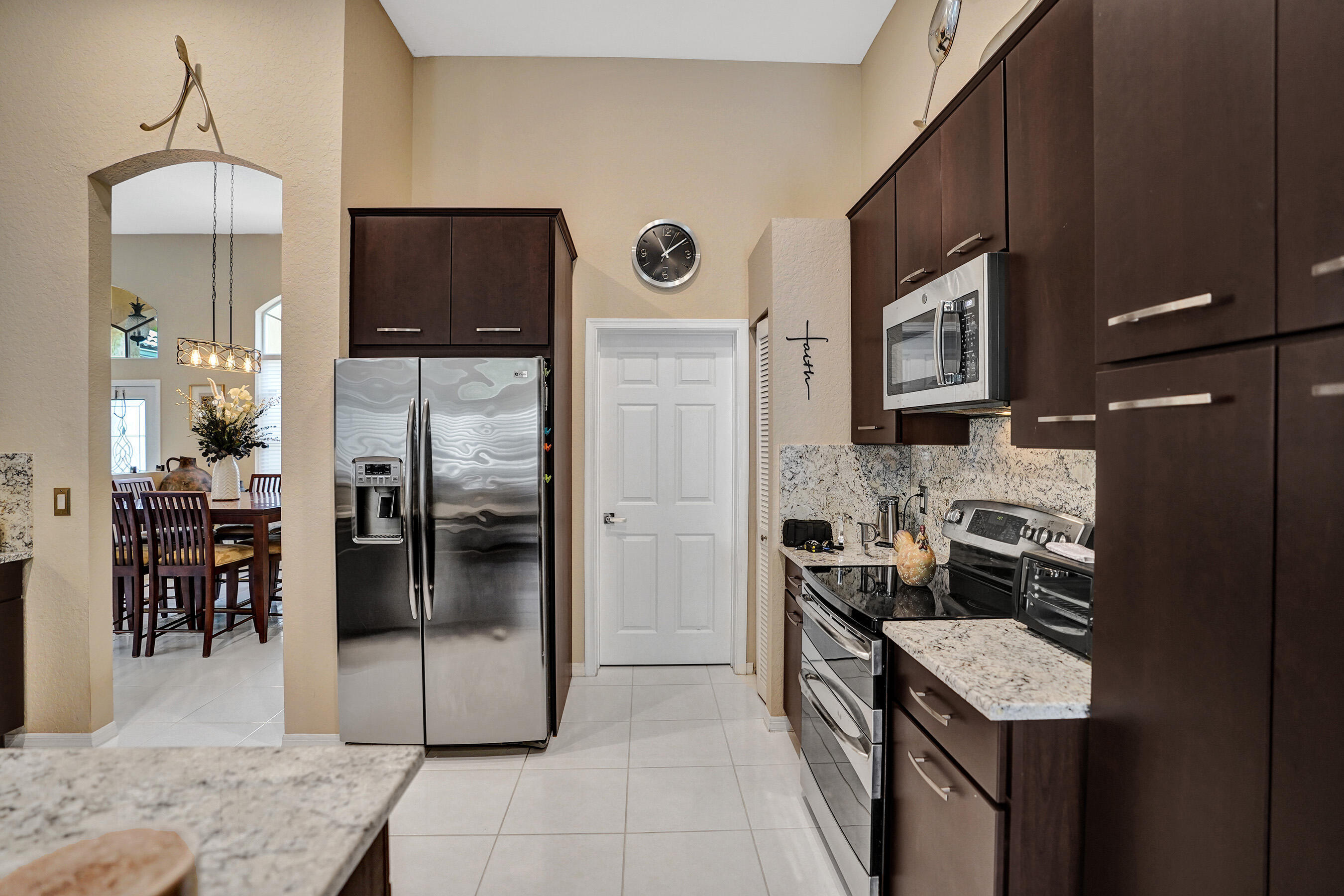 10063 Umberland Place