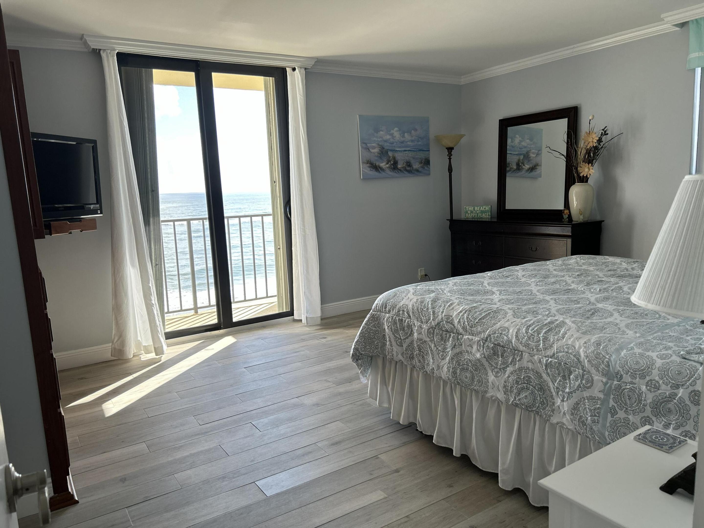 100 Ocean Trail Way 801