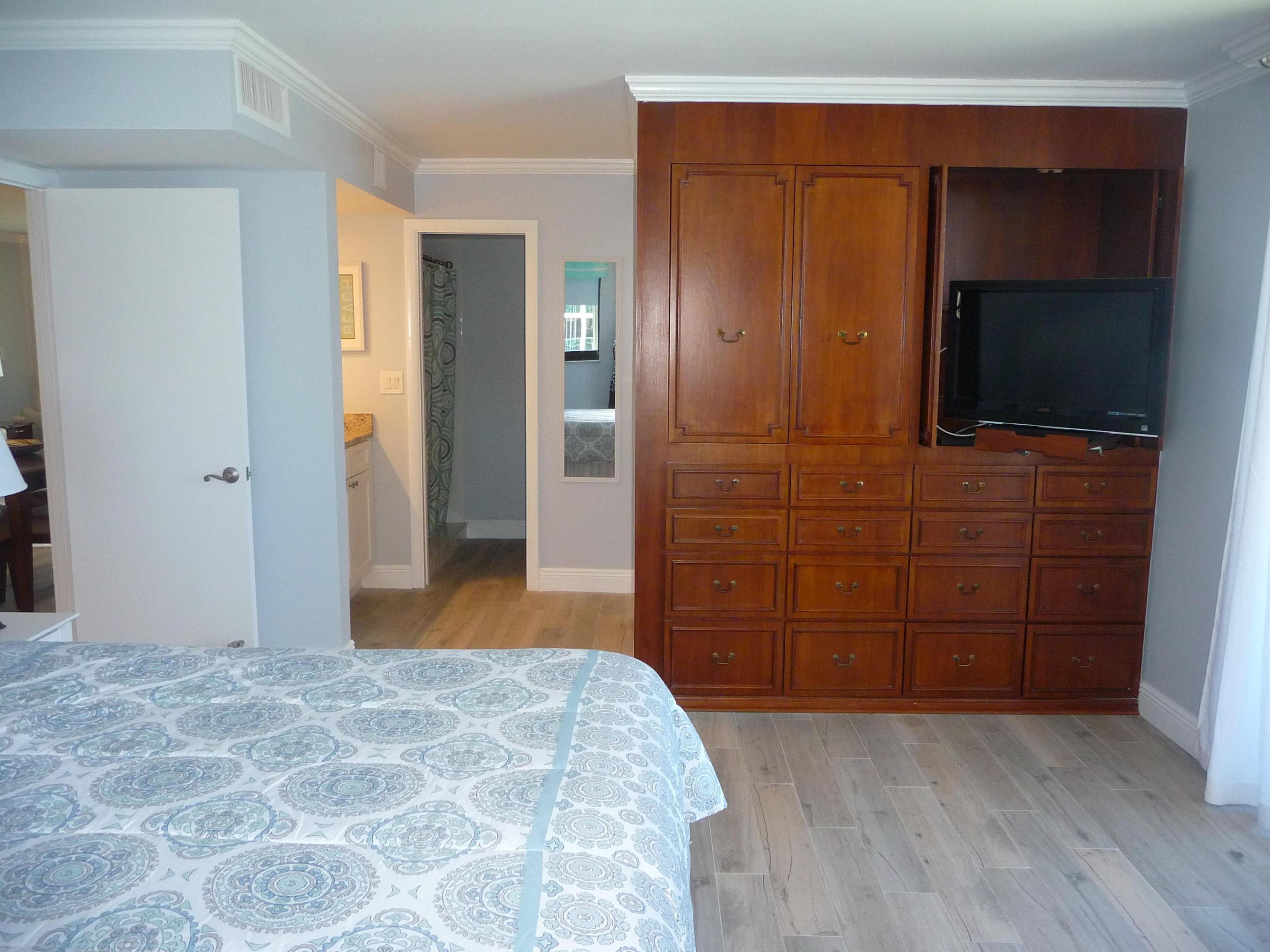 100 Ocean Trail Way 801
