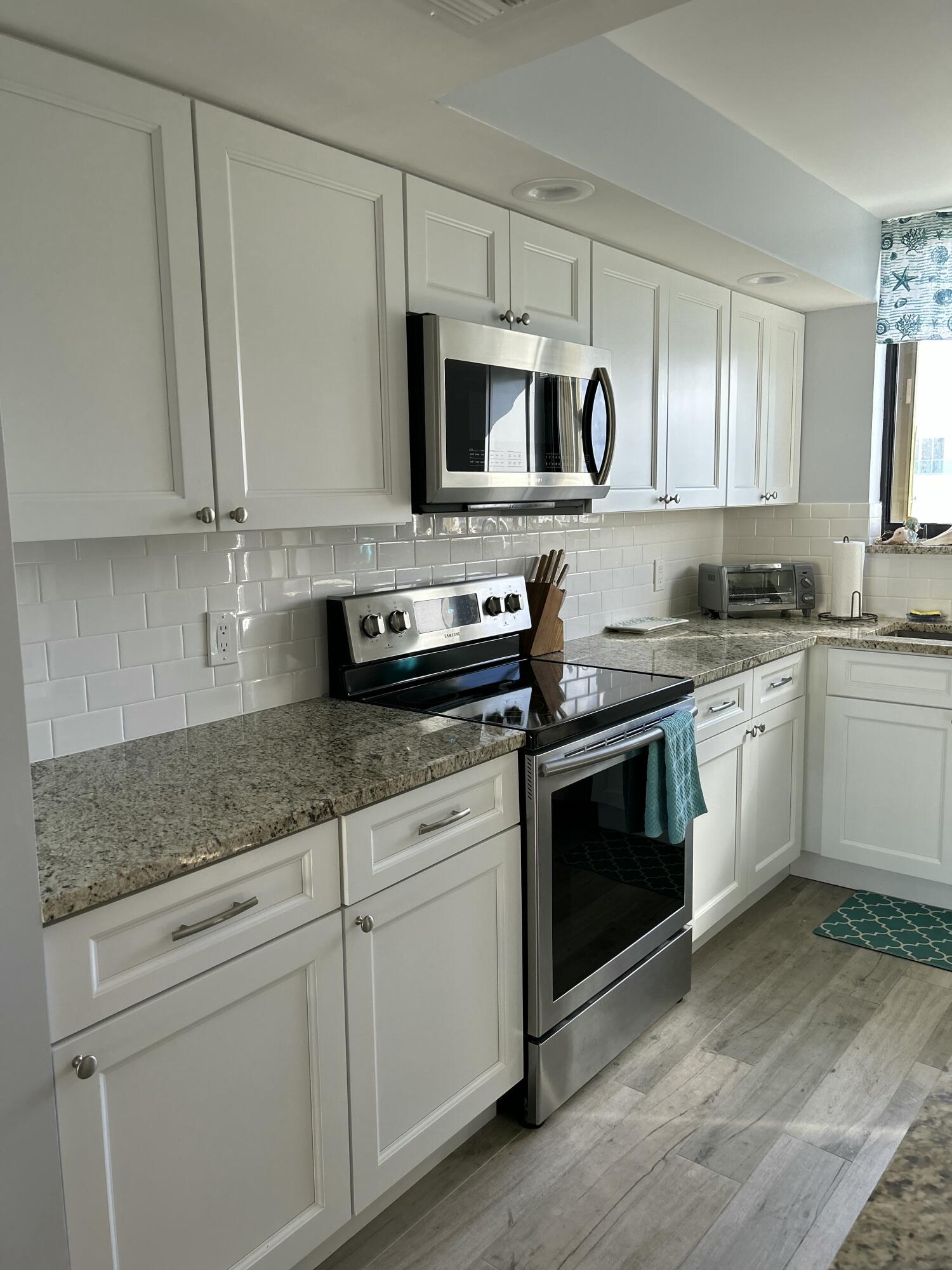 100 Ocean Trail Way 801