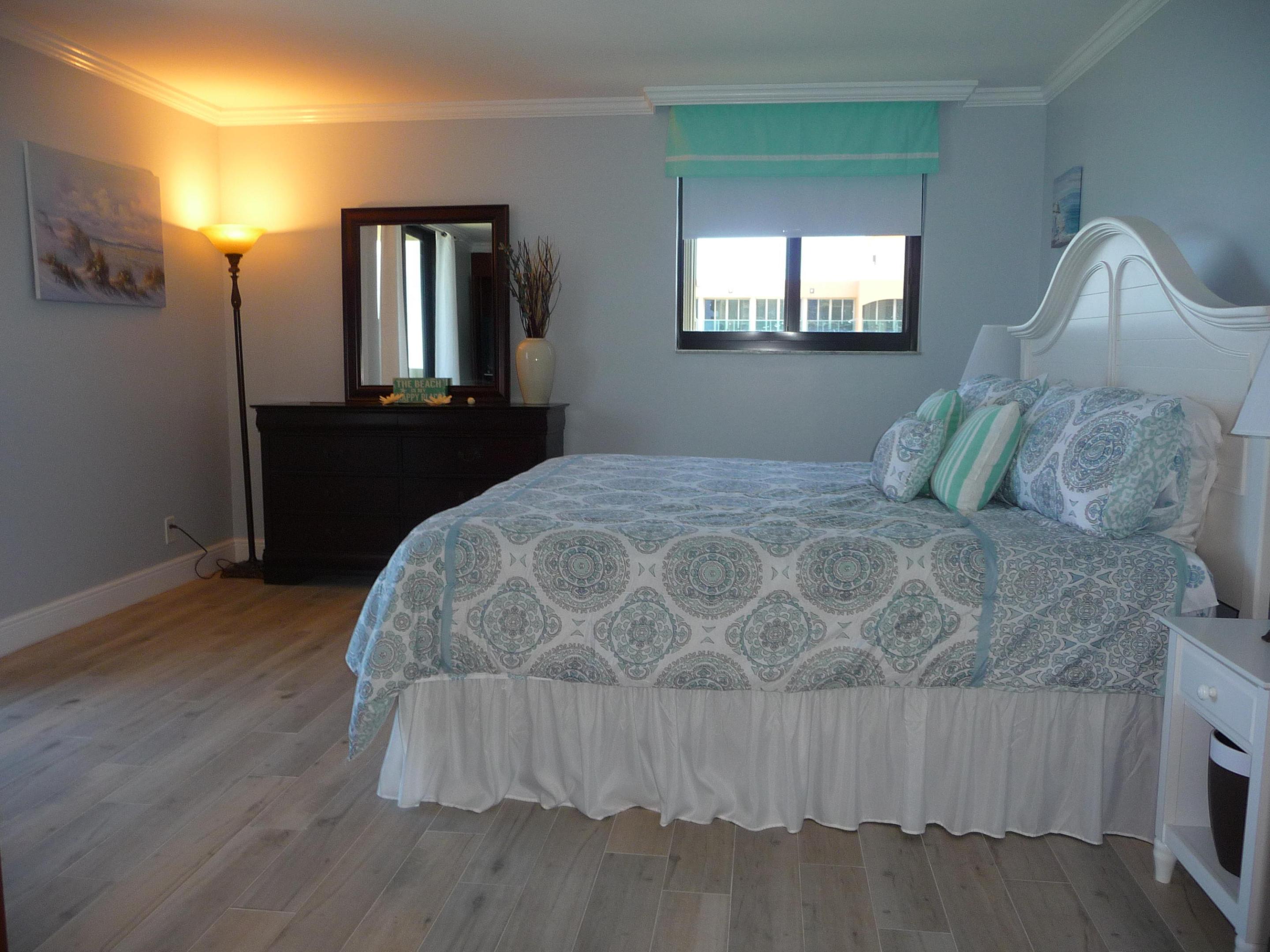100 Ocean Trail Way 801