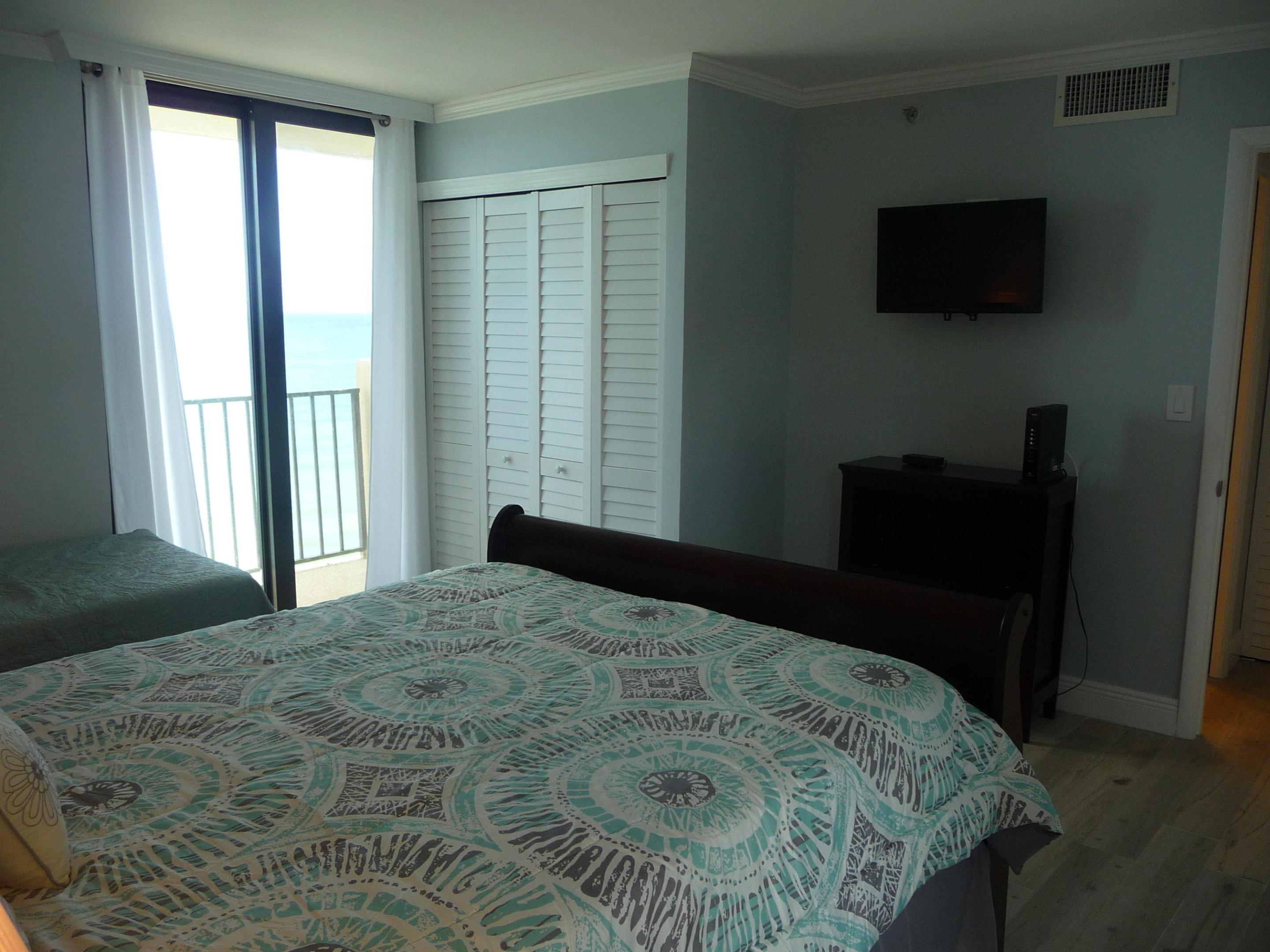 100 Ocean Trail Way 801