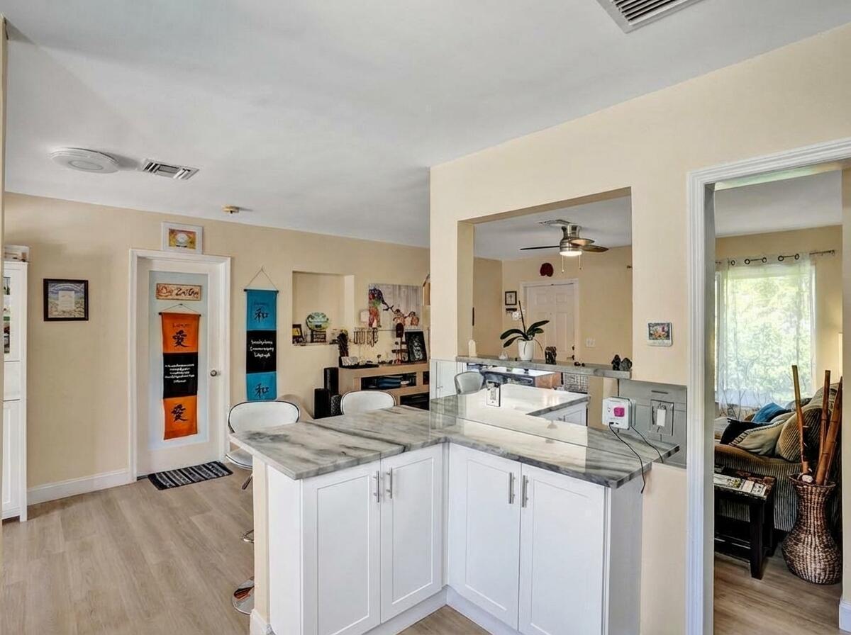 2099 NE 4th Court