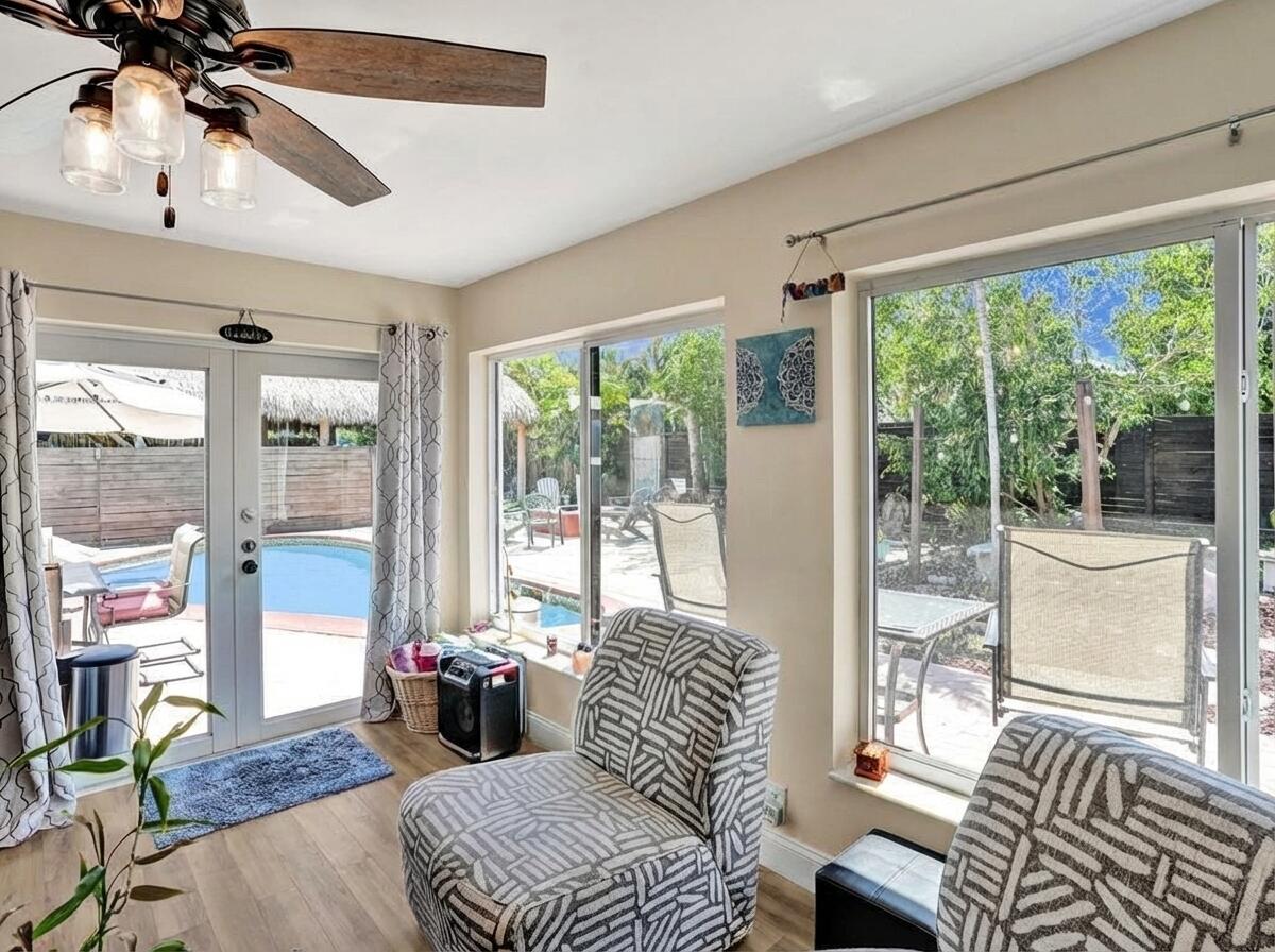 2099 NE 4th Court