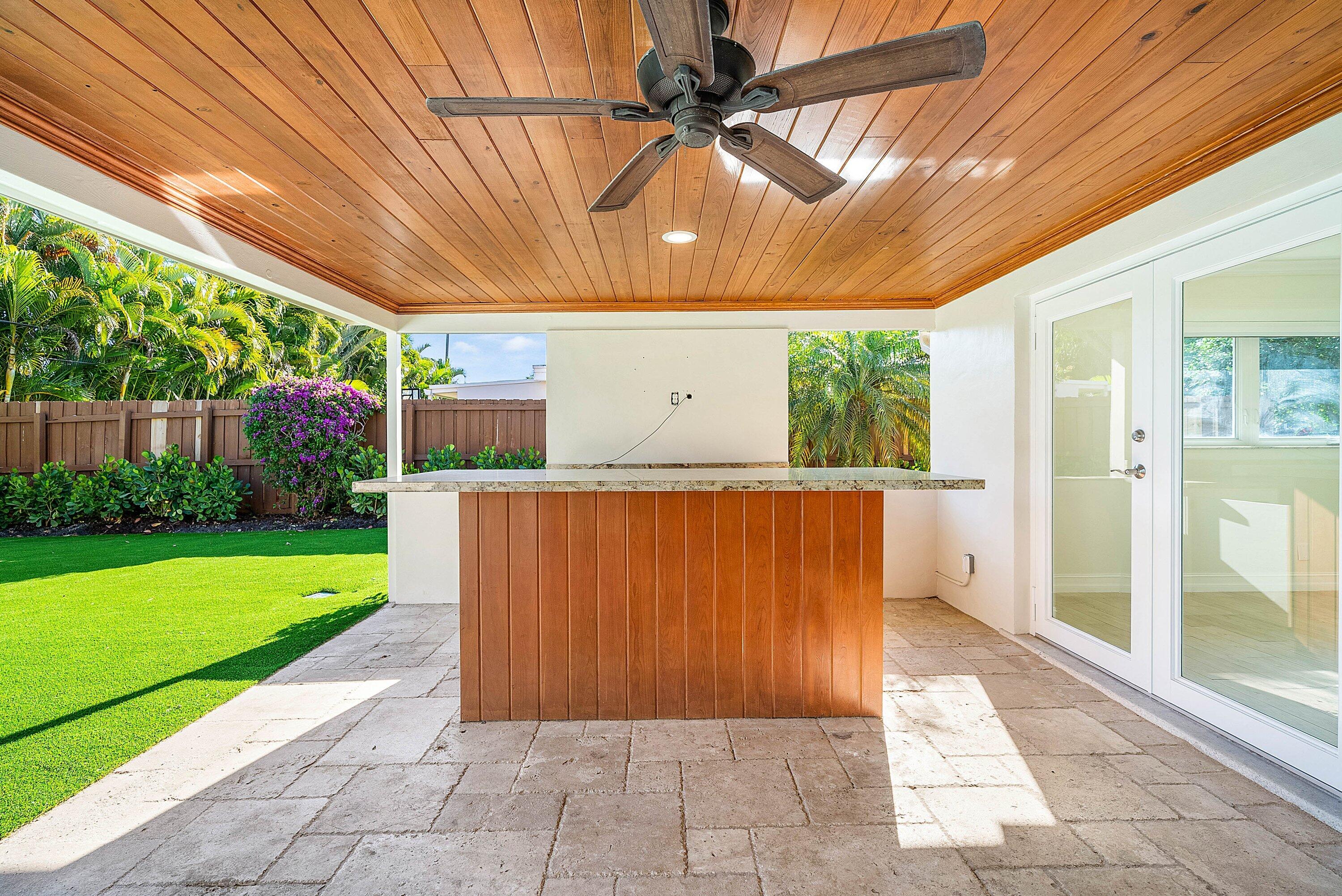 1061 NW 3rd Street