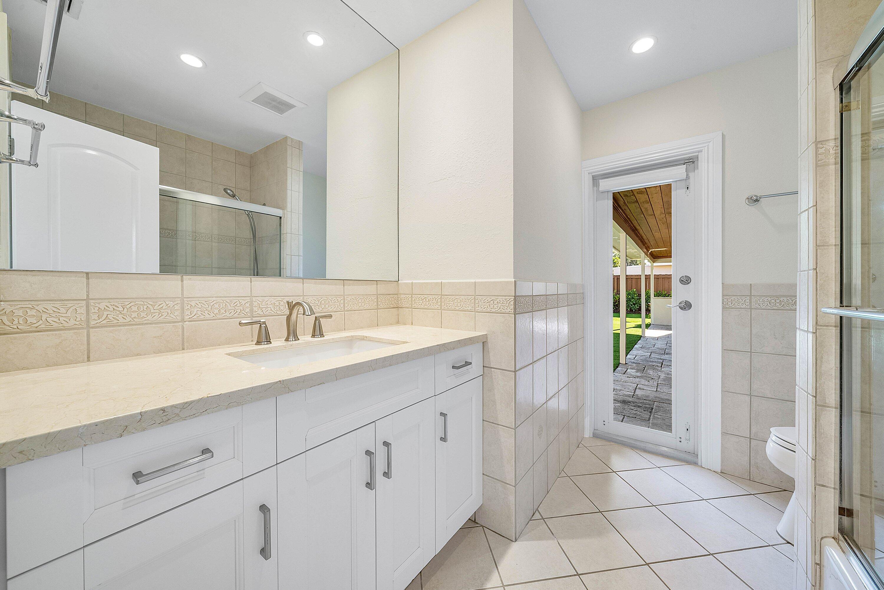 1061 NW 3rd Street