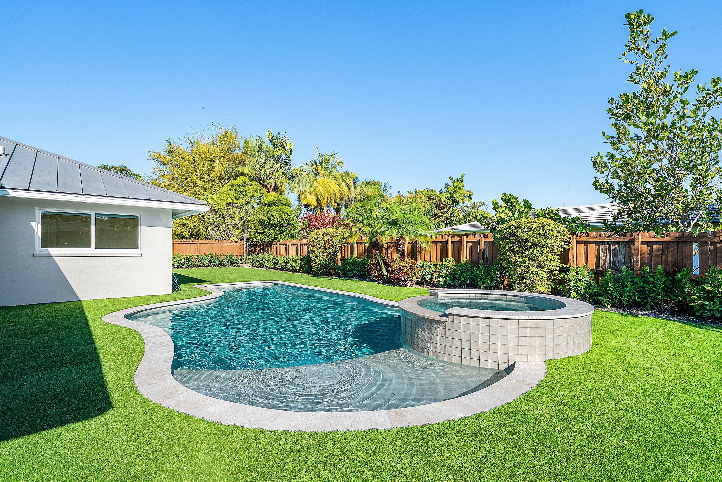 1061 NW 3rd Street