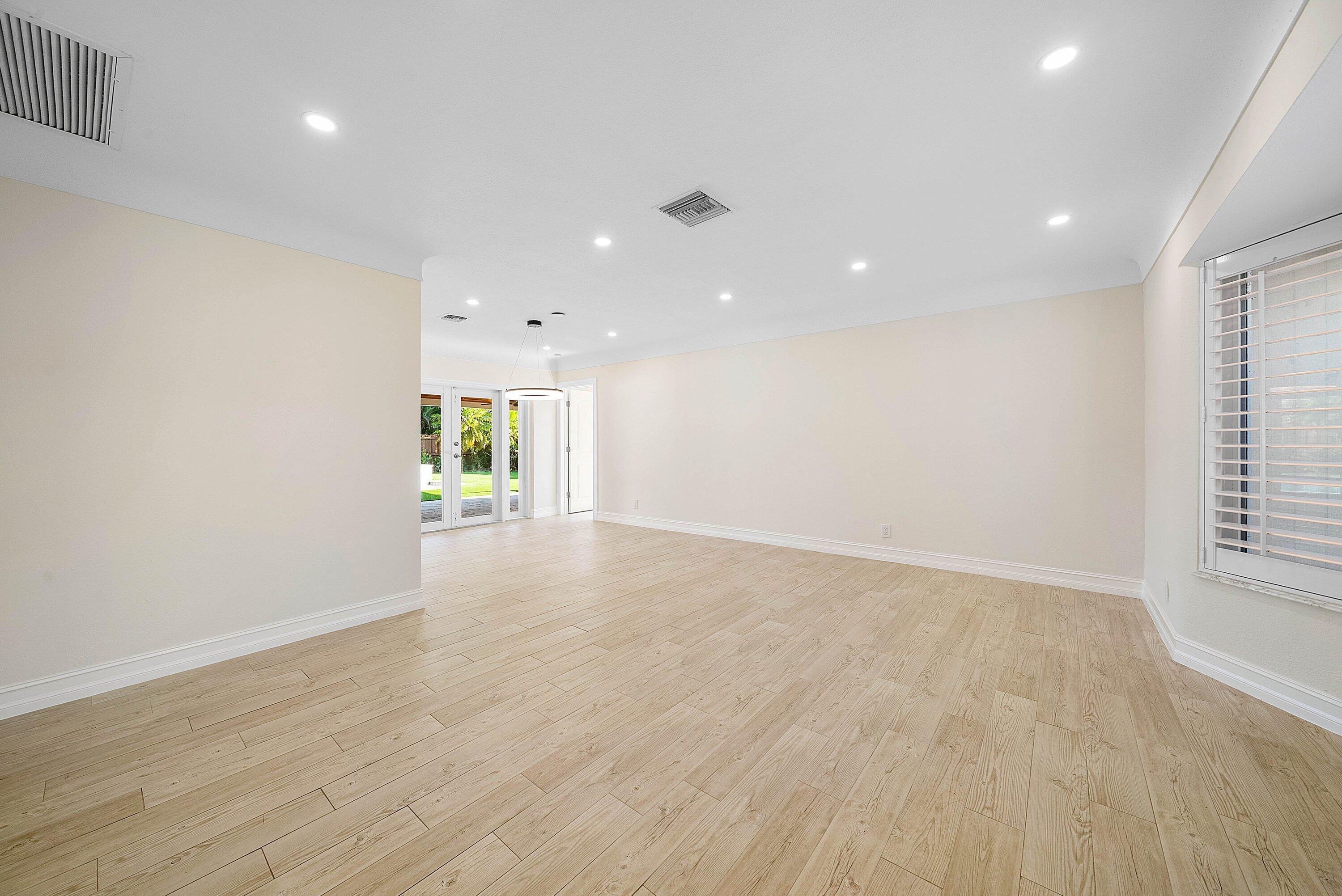 1061 NW 3rd Street