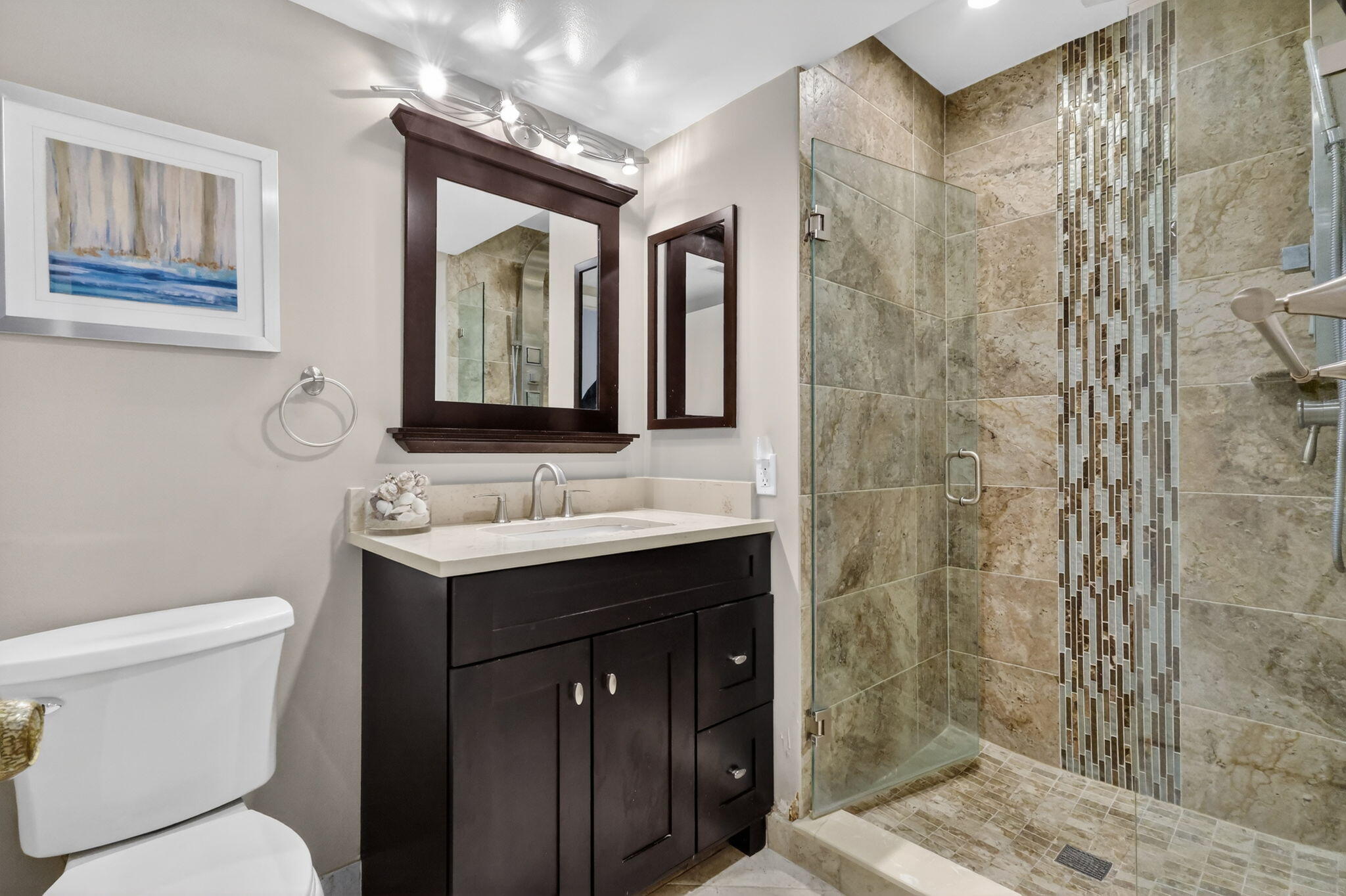 41 Stratford Lane W B