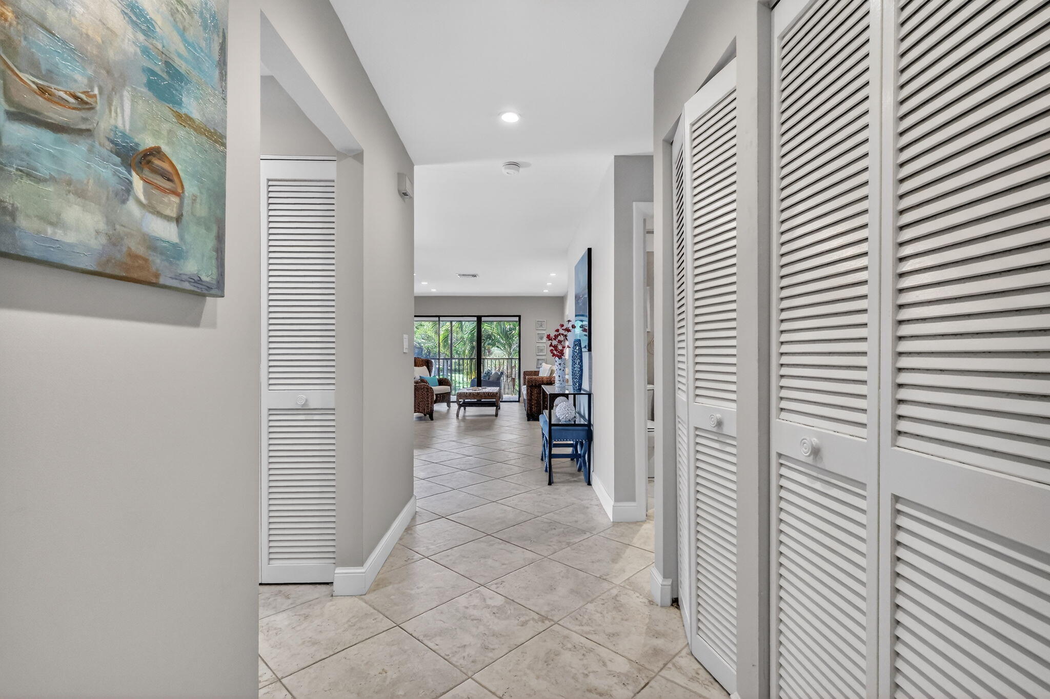 41 Stratford Lane W B