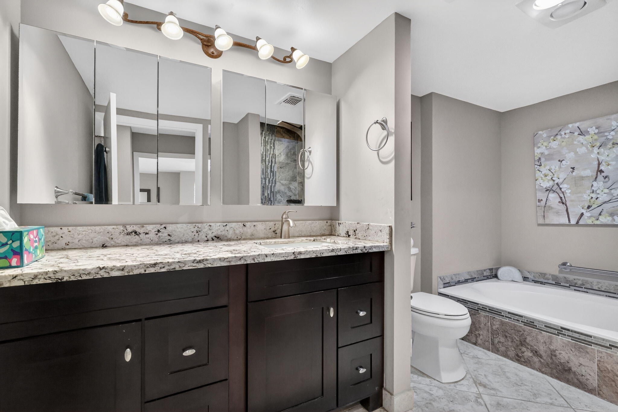 41 Stratford Lane W B