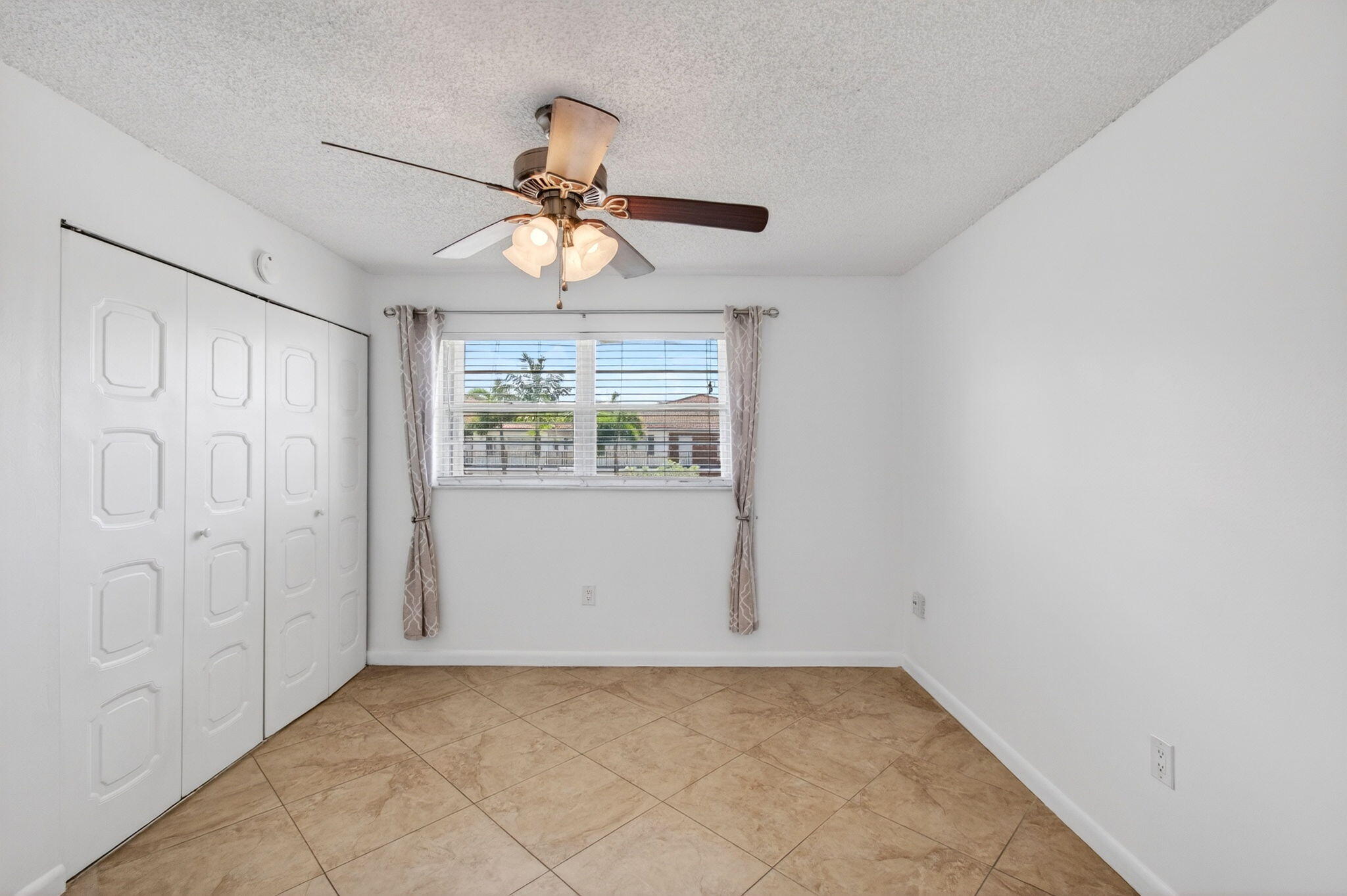 600 SW 2nd Avenue 240
