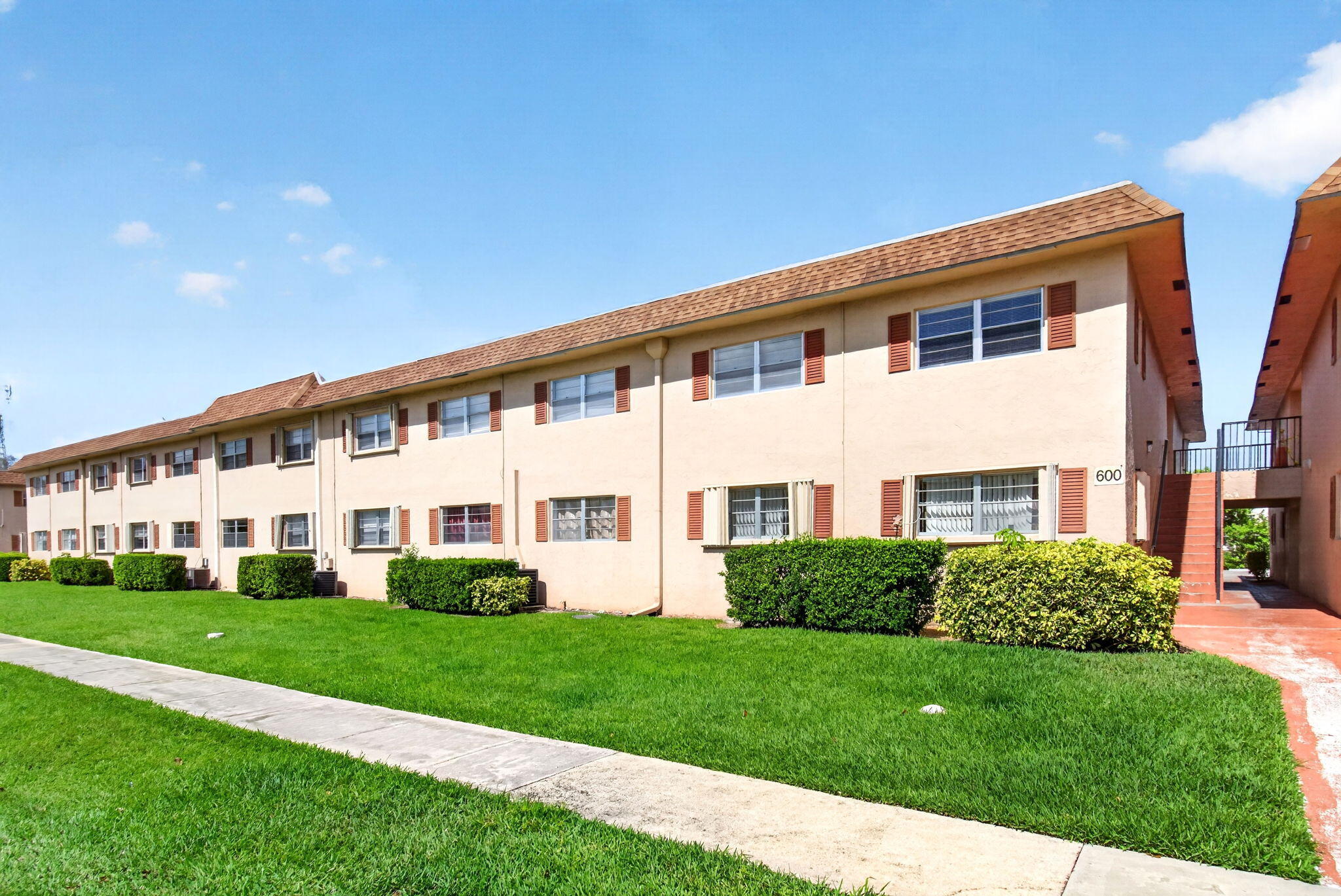 600 SW 2nd Avenue 240