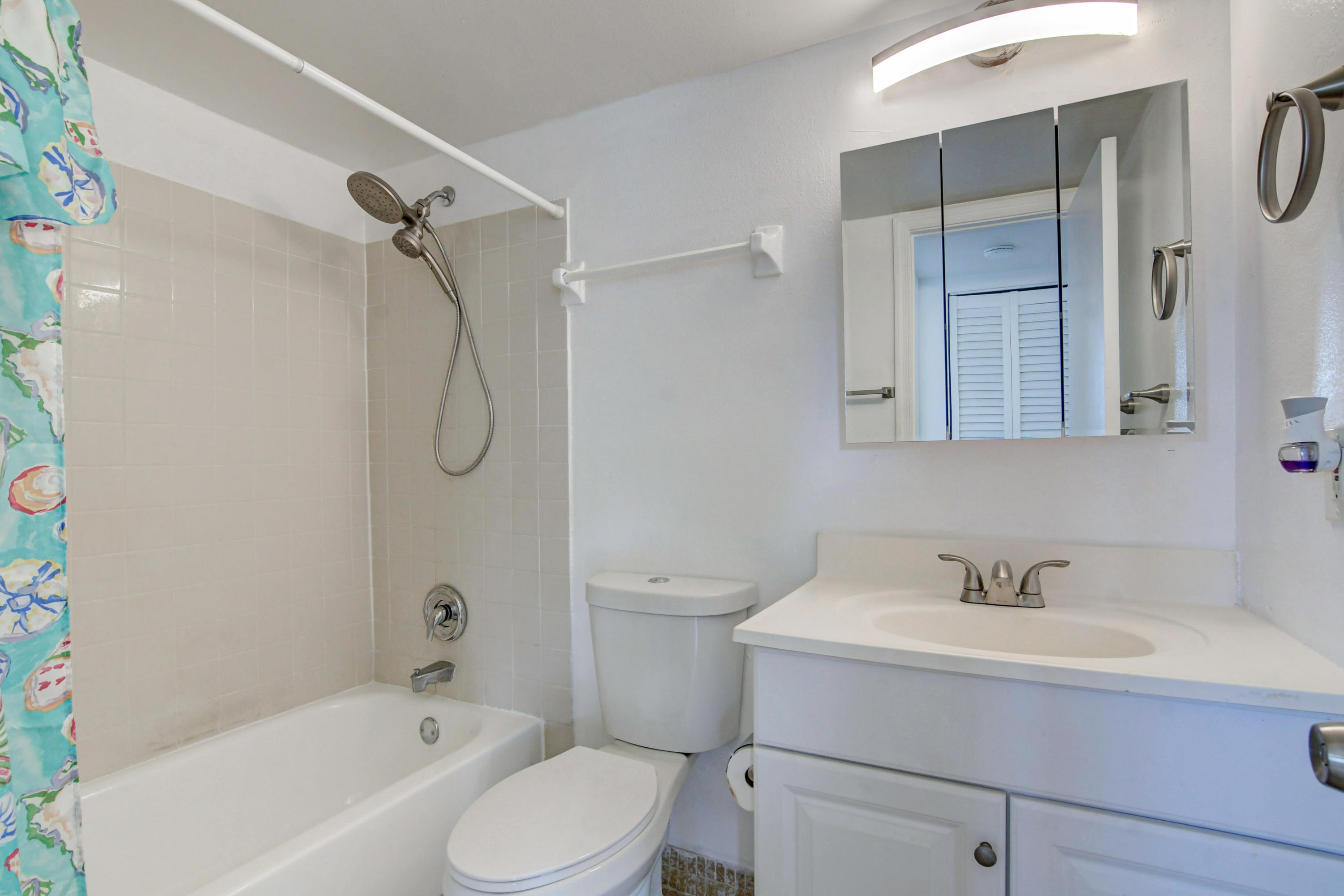 600 SW 2nd Avenue 240