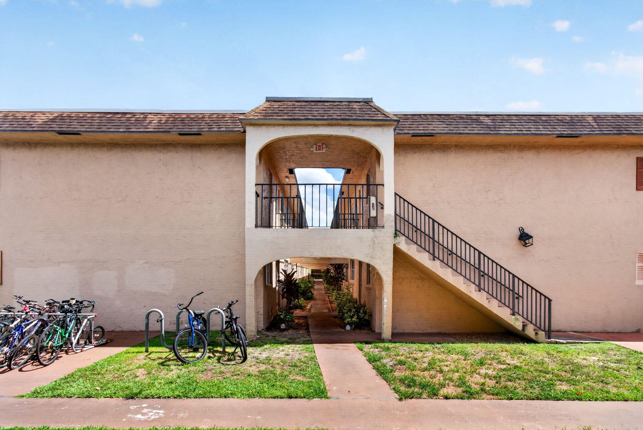600 SW 2nd Avenue 240