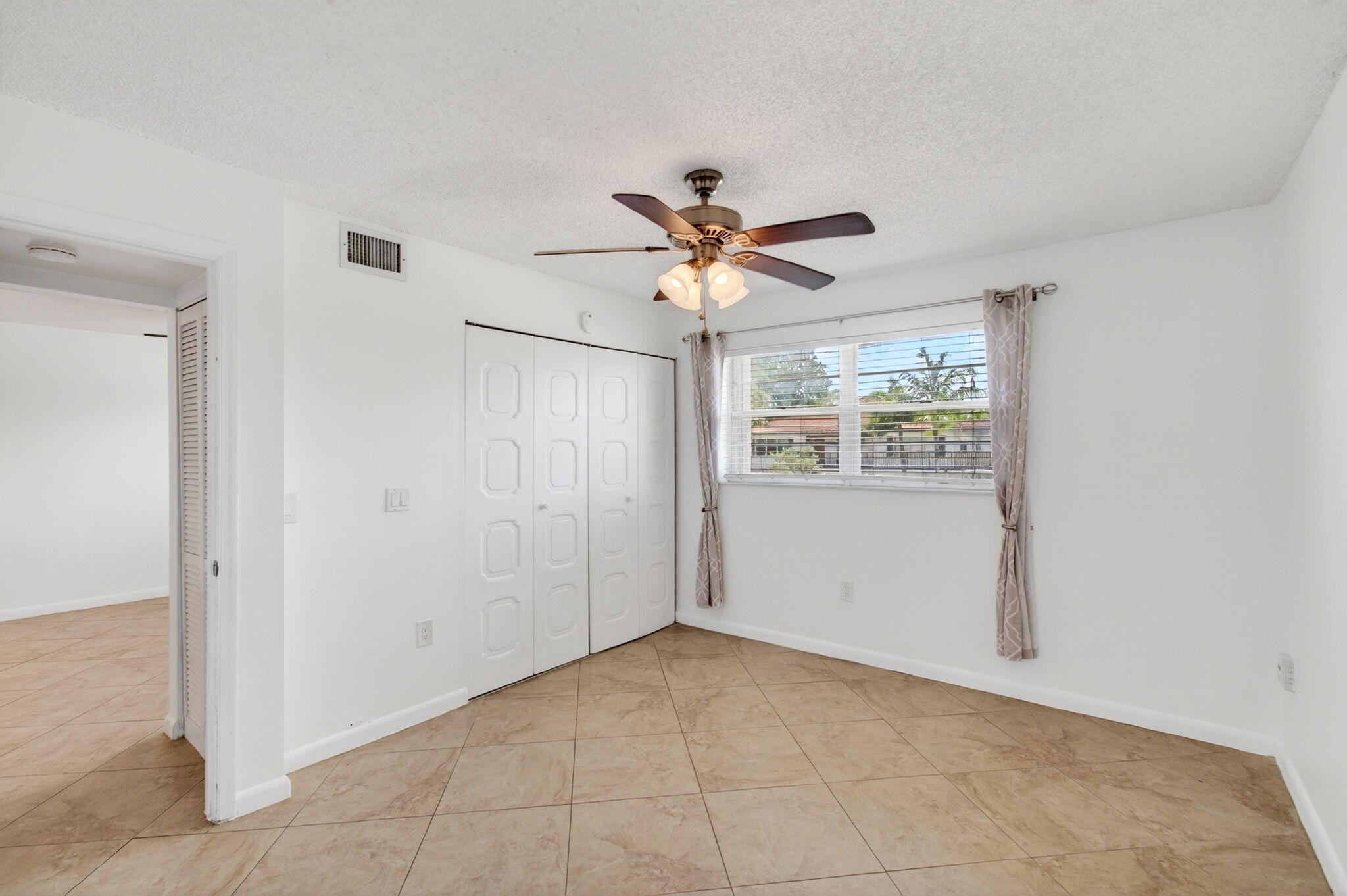 600 SW 2nd Avenue 240