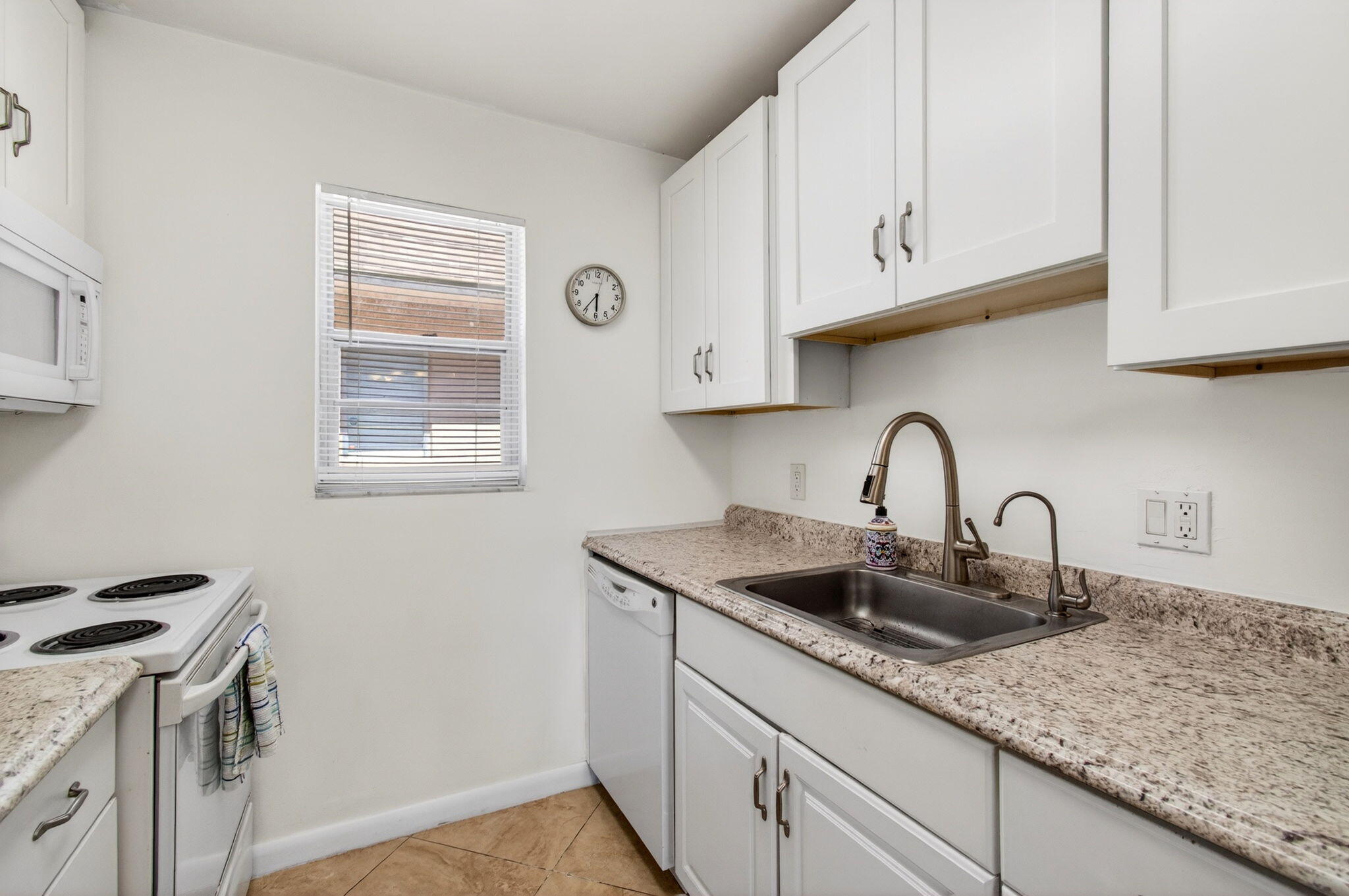 600 SW 2nd Avenue 240