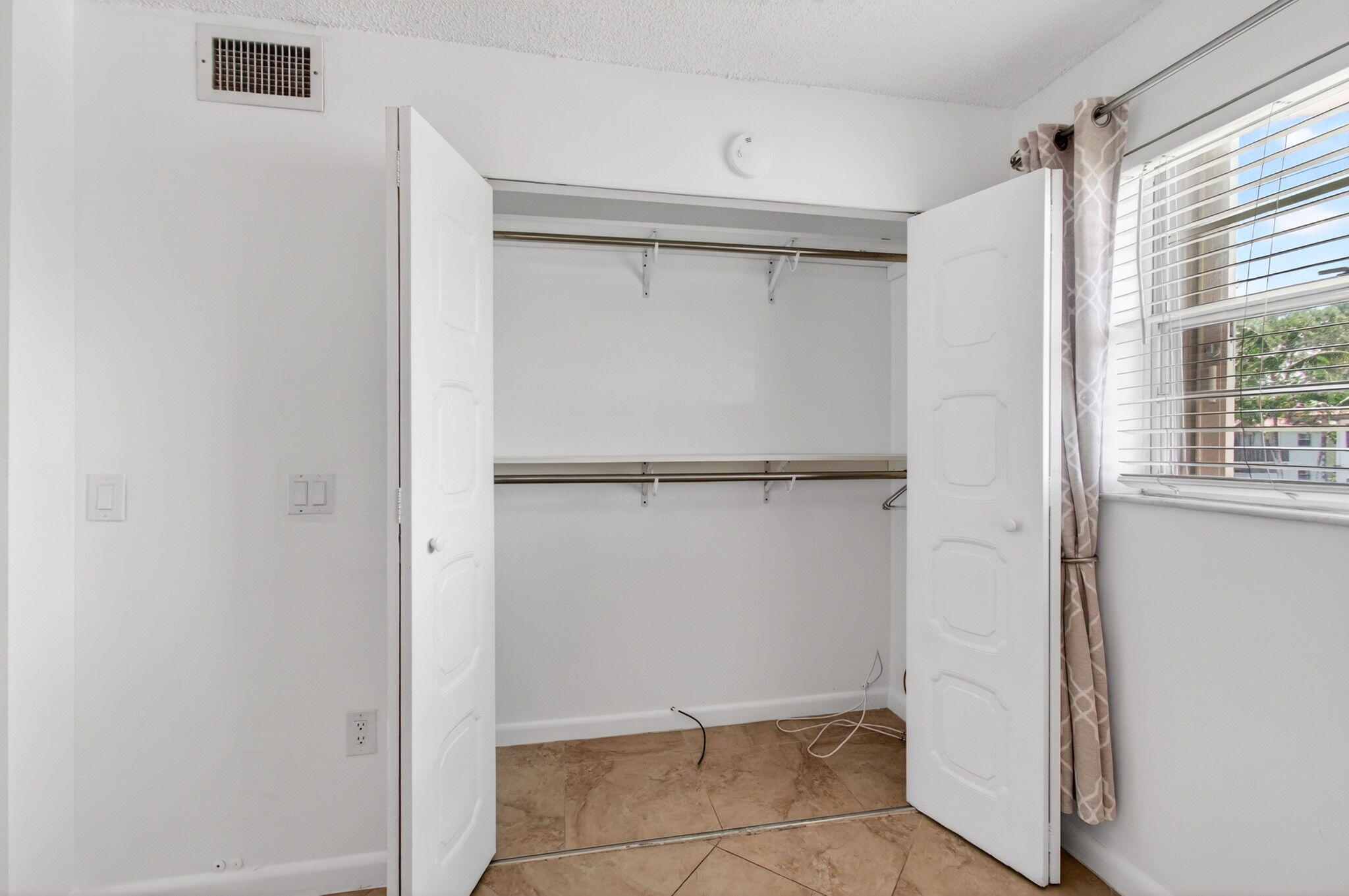 600 SW 2nd Avenue 240