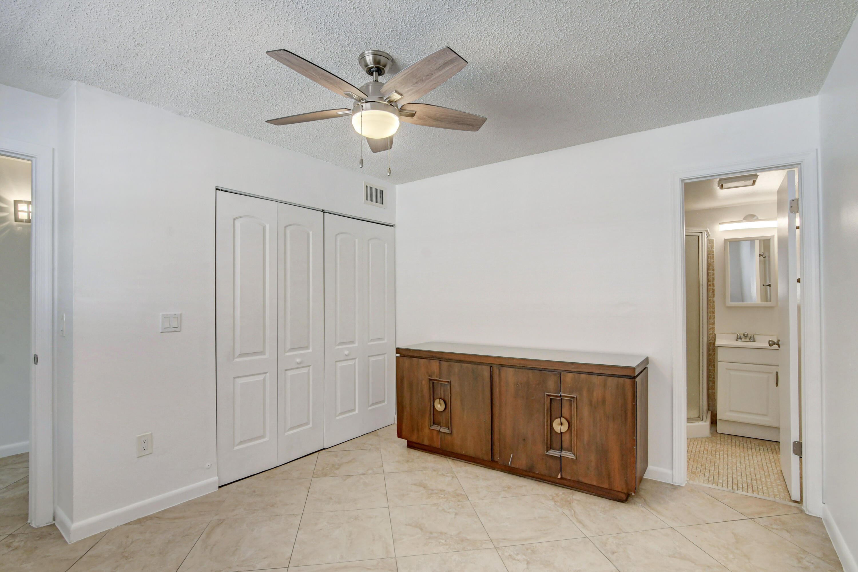 600 SW 2nd Avenue 240