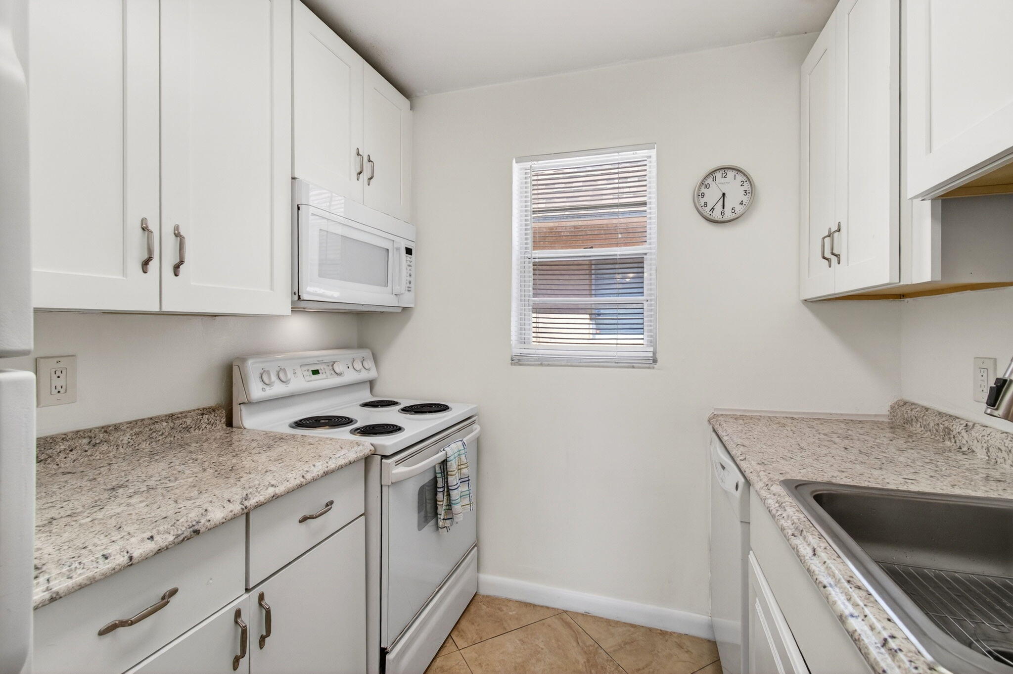 600 SW 2nd Avenue 240