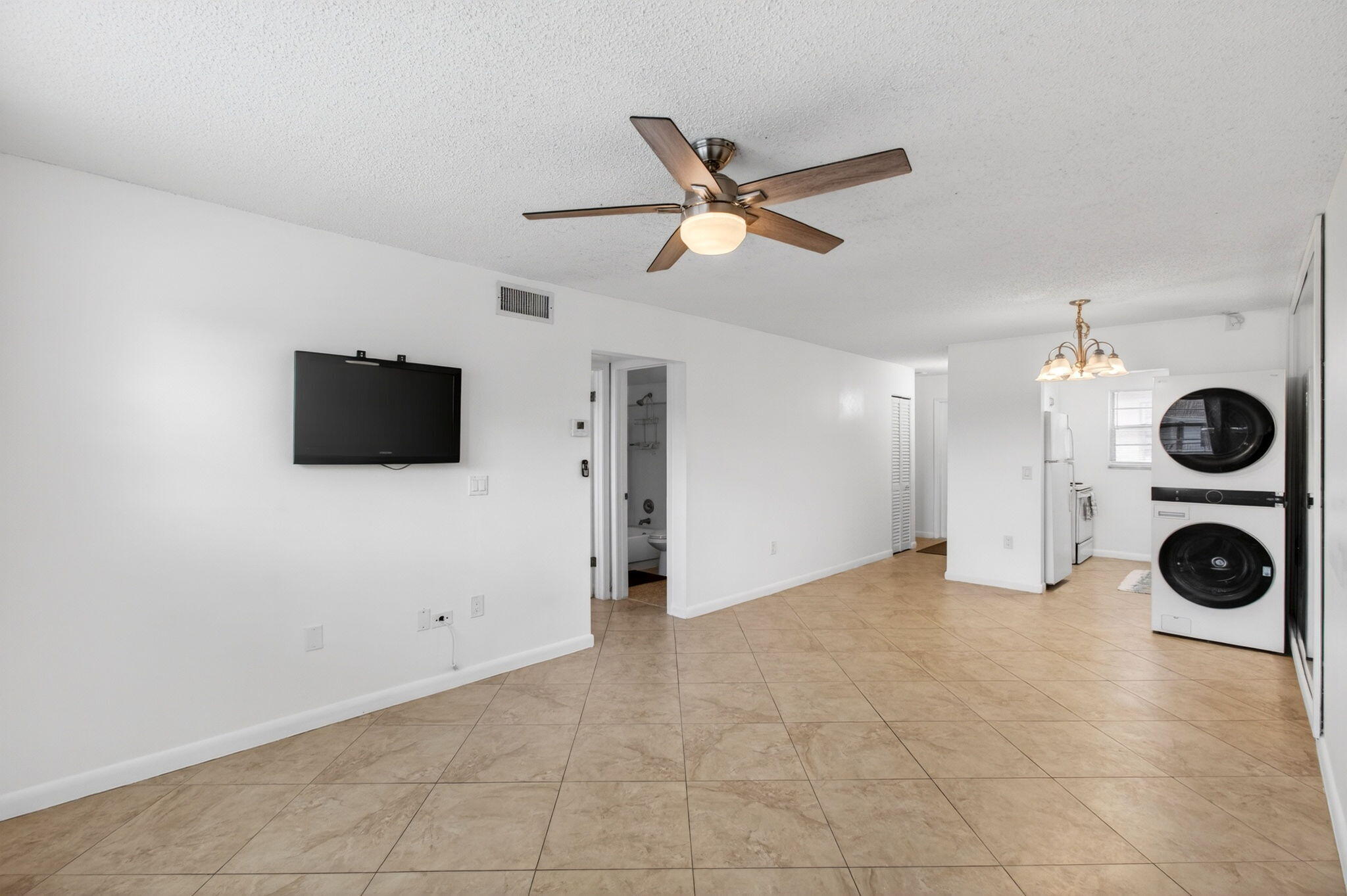 600 SW 2nd Avenue 240