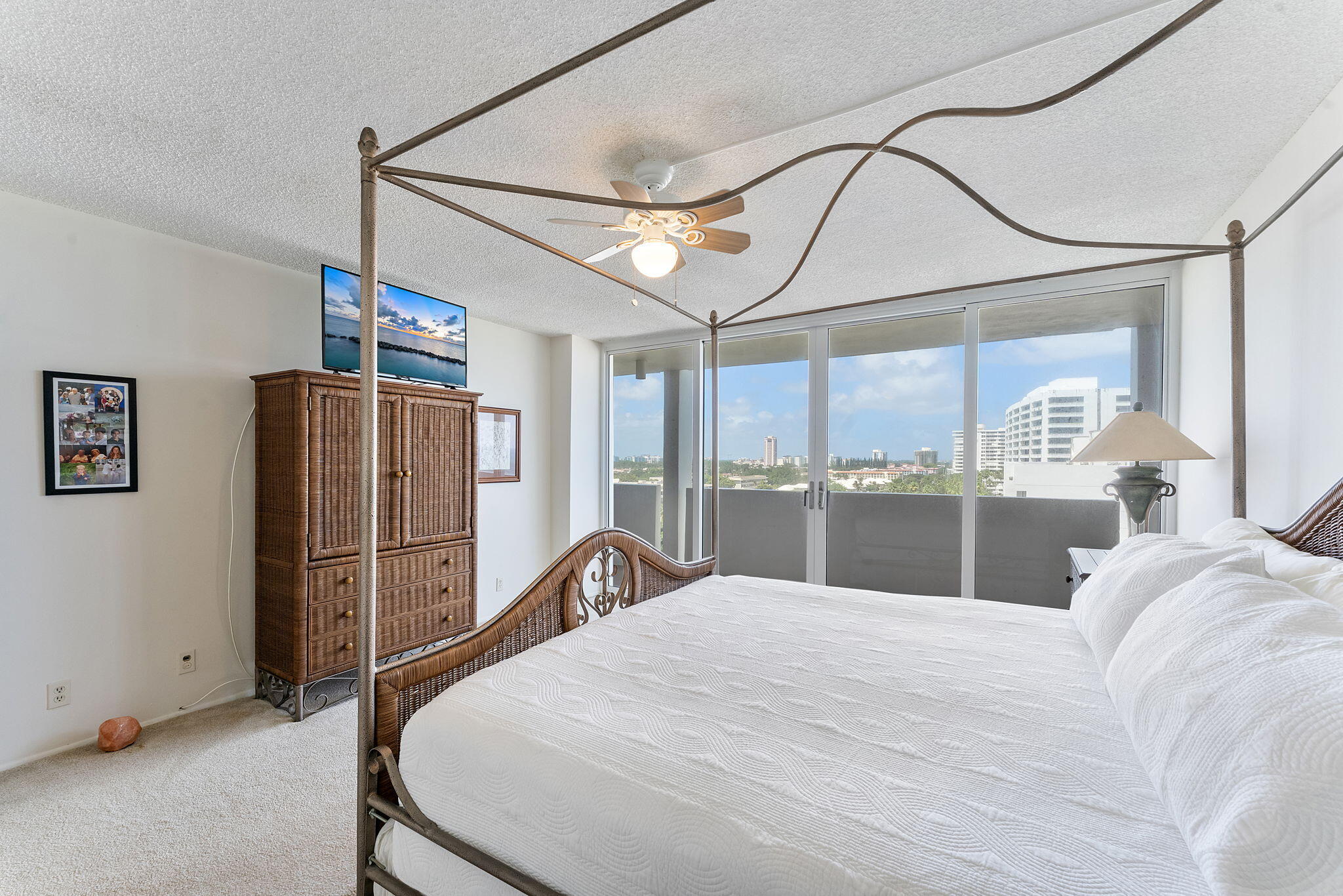 2000 S Ocean Boulevard 10h