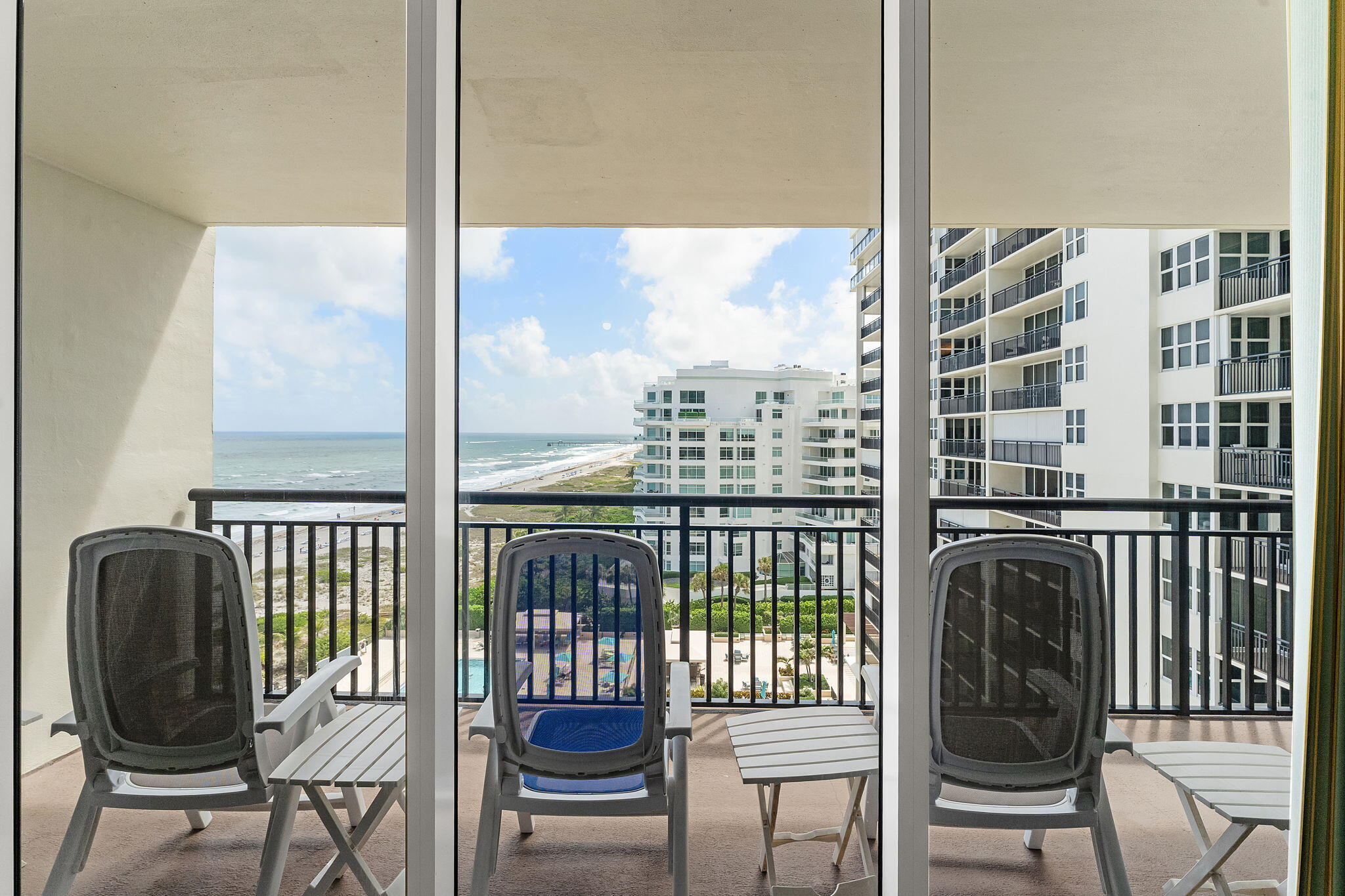 2000 S Ocean Boulevard 10h
