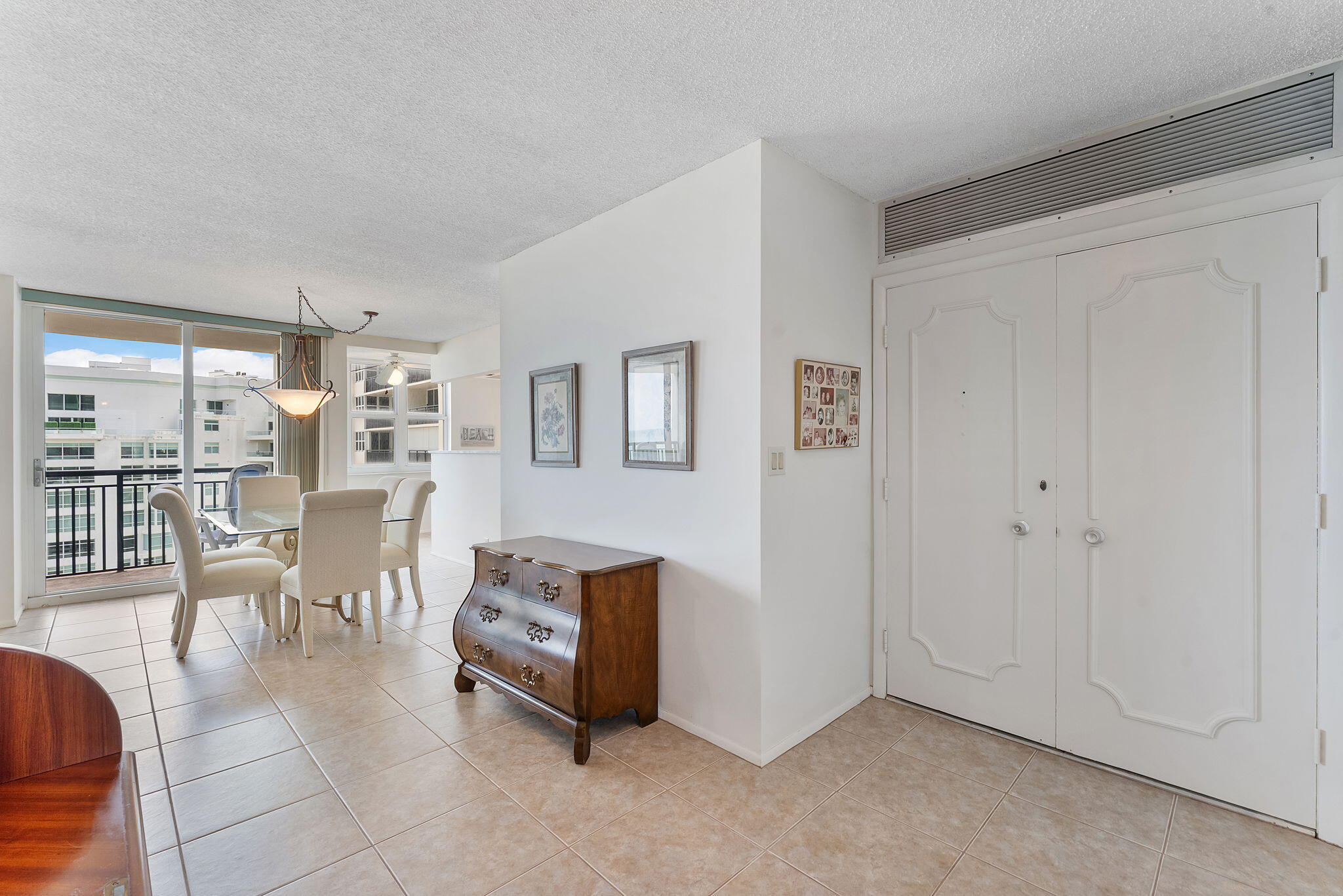 2000 S Ocean Boulevard 10h