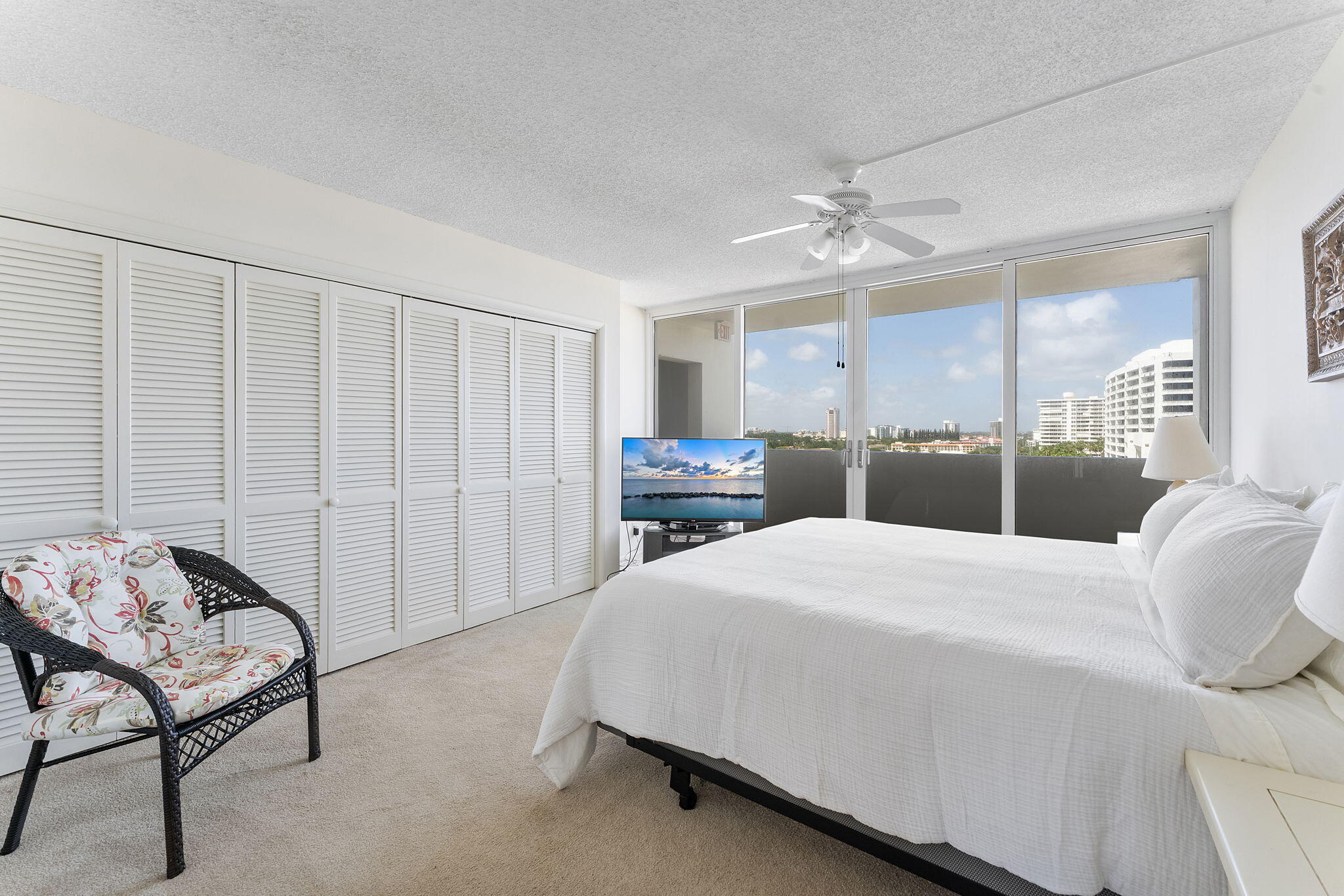 2000 S Ocean Boulevard 10h