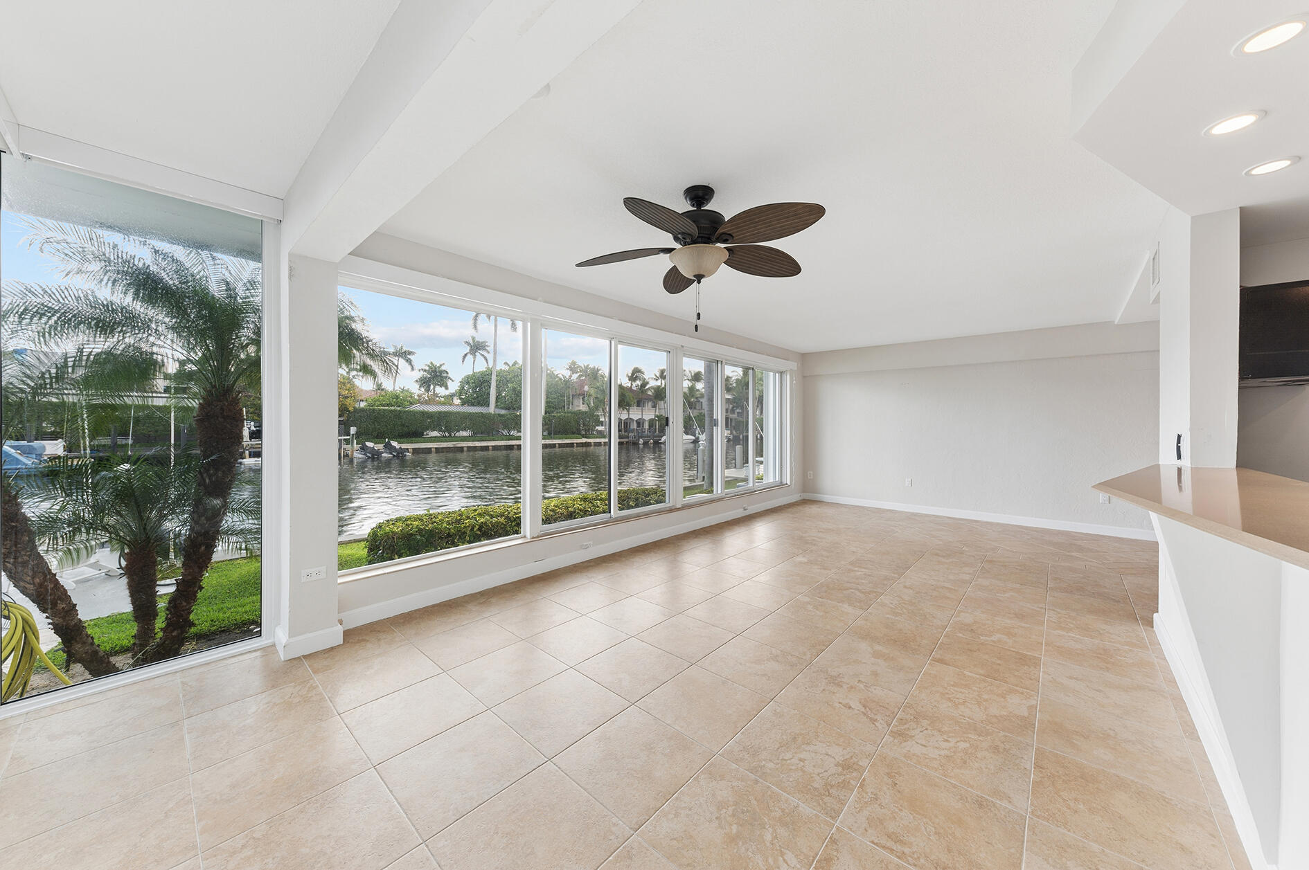 180 Isle Of Venice Drive 119