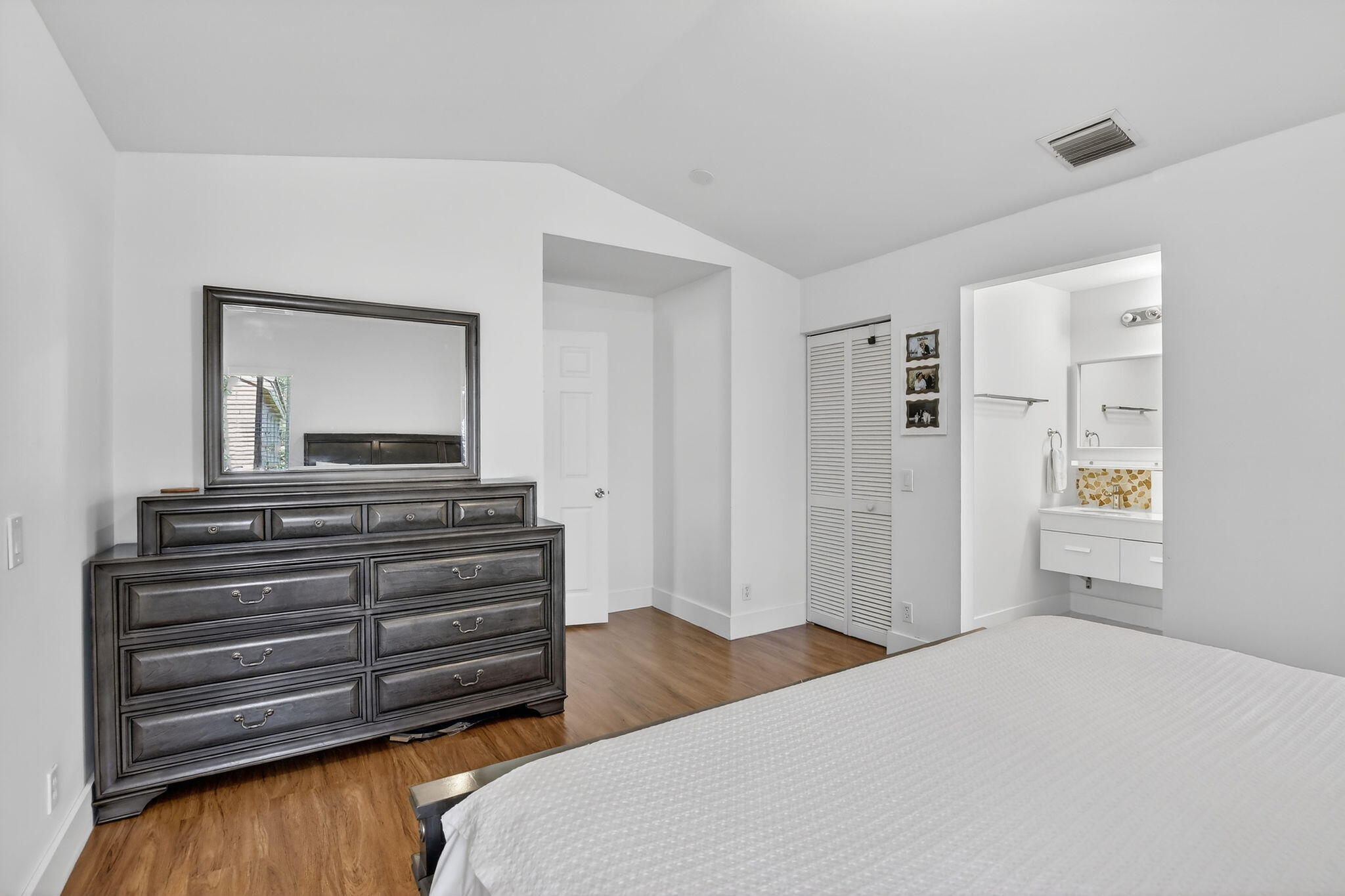 1441 Majesty Terrace
