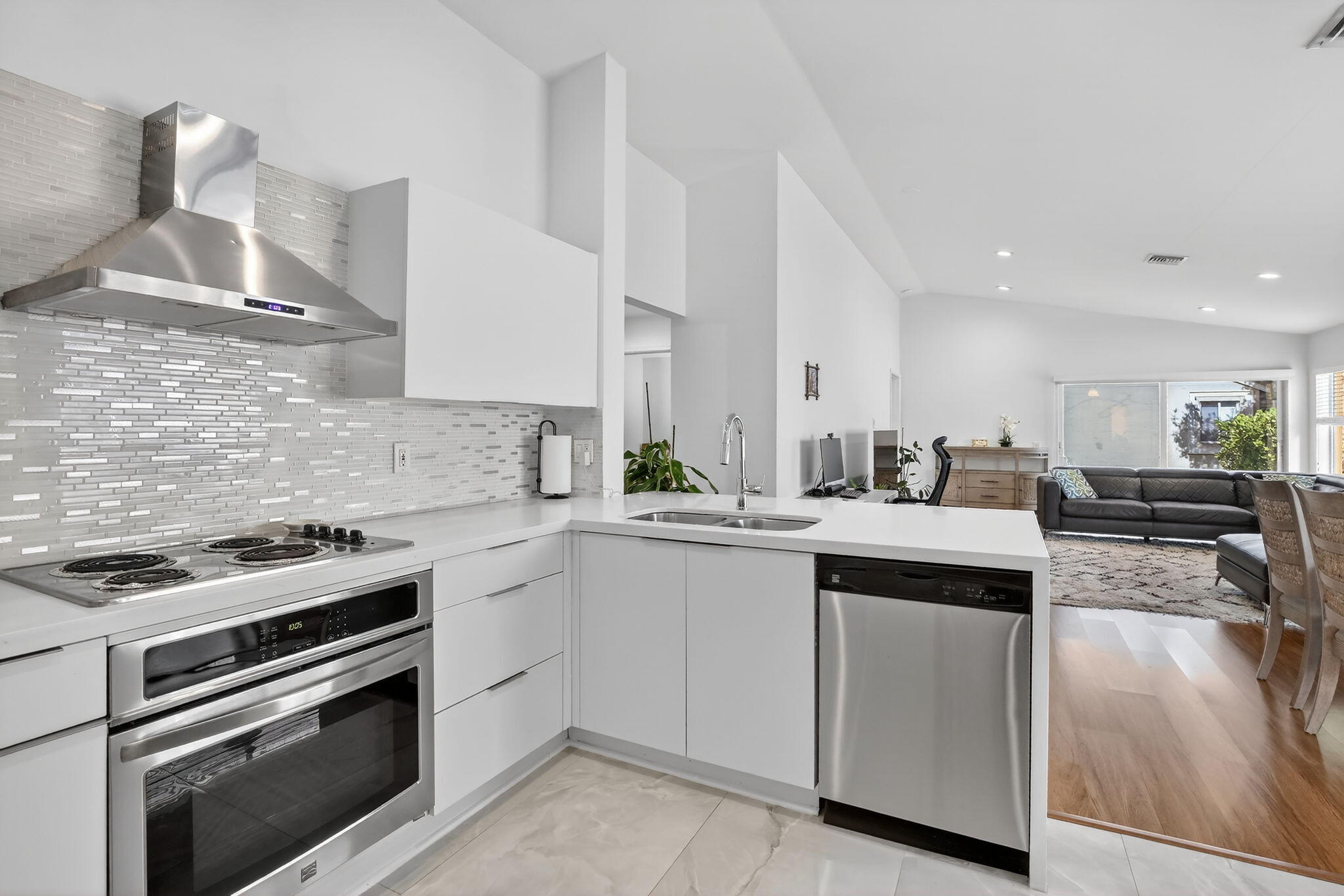 1441 Majesty Terrace