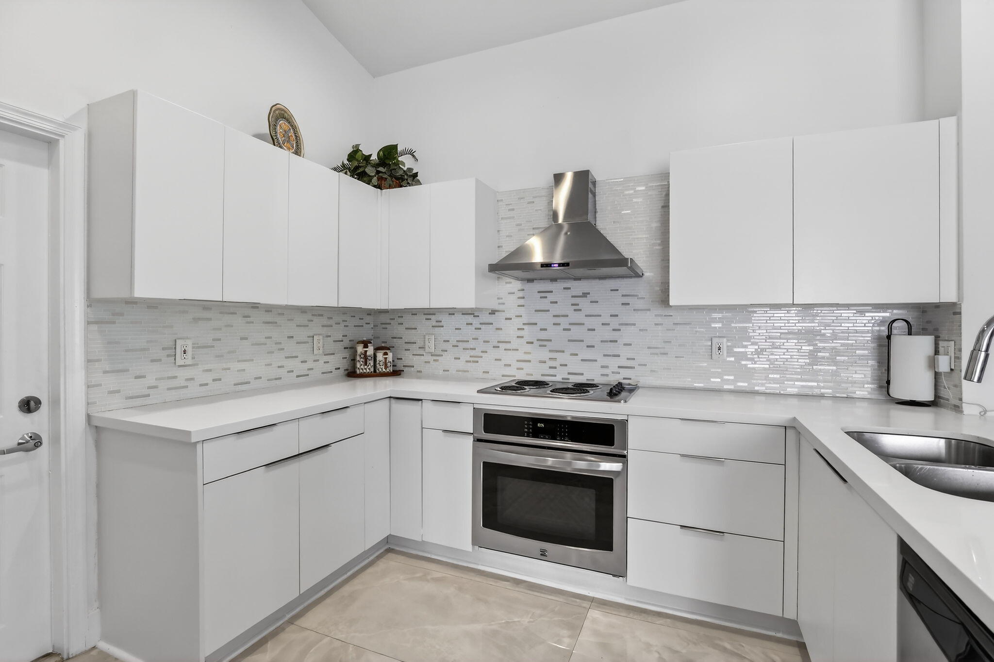 1441 Majesty Terrace
