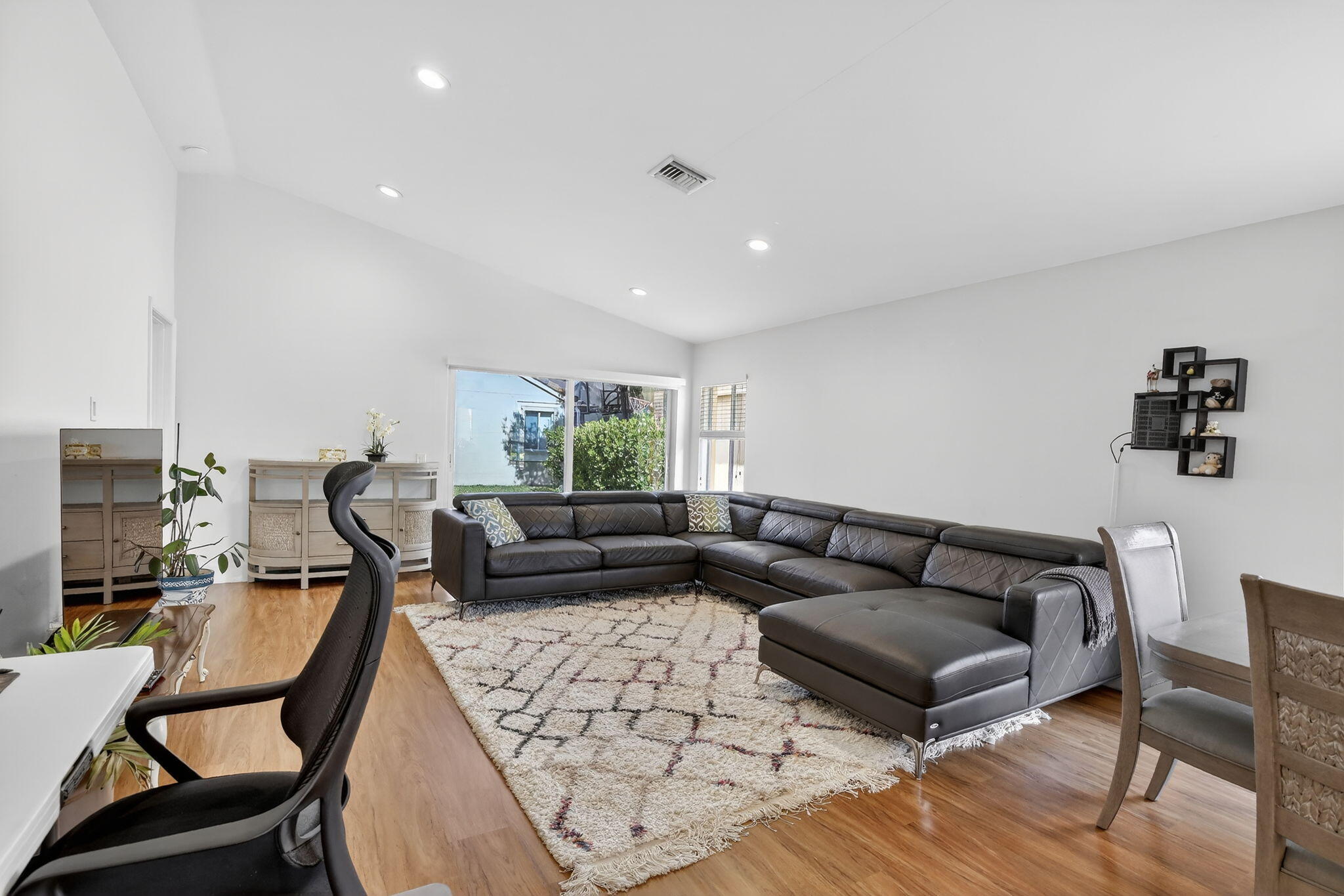 1441 Majesty Terrace