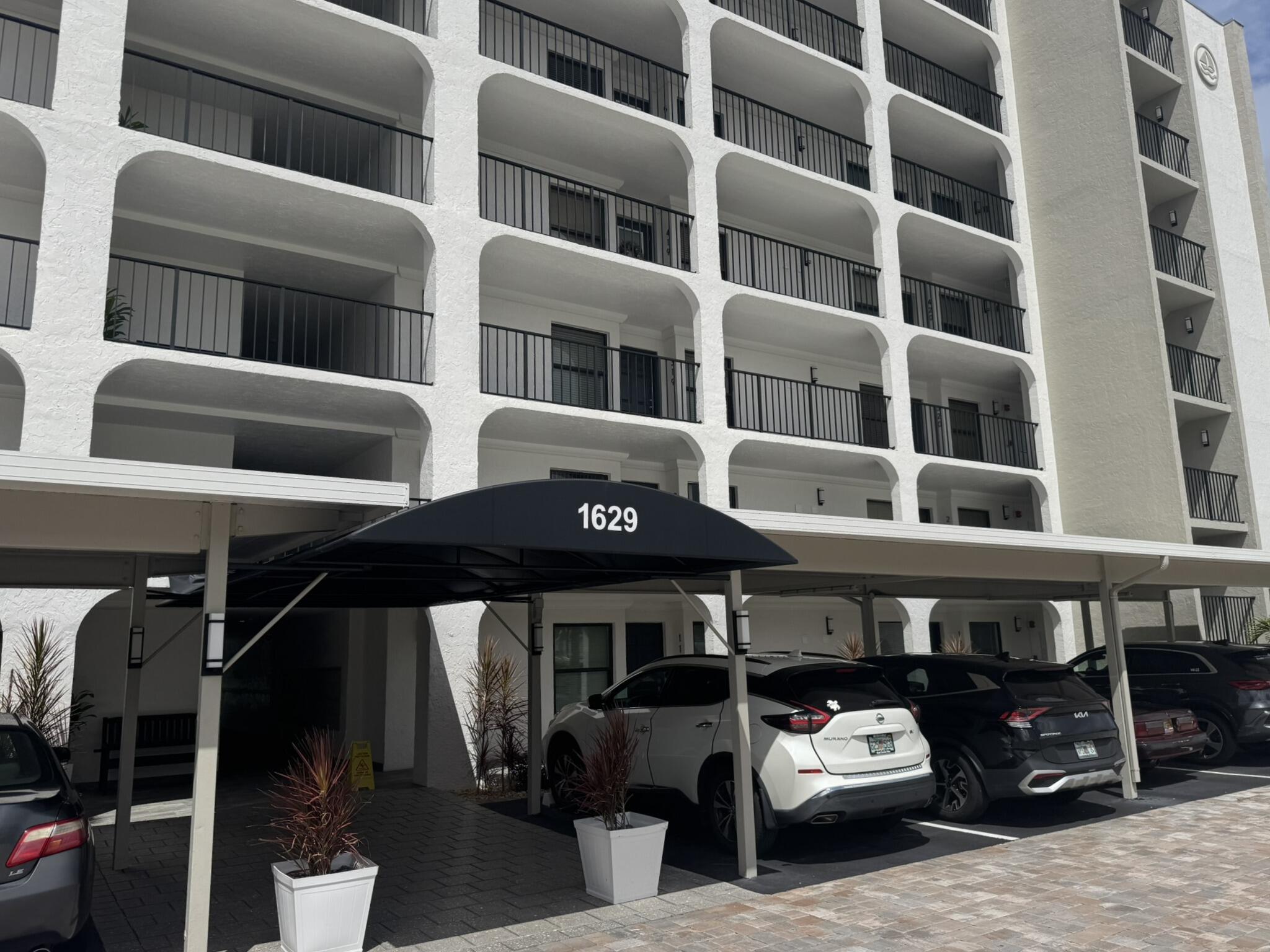 1629 Riverview Road 221