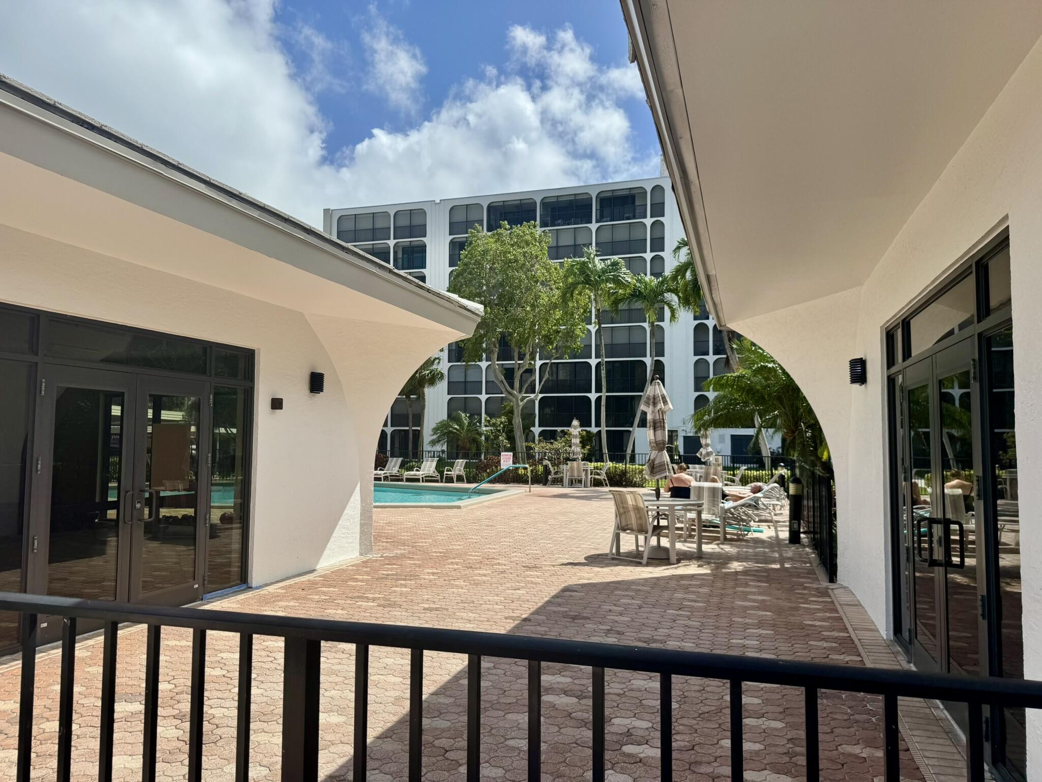 1629 Riverview Road 221