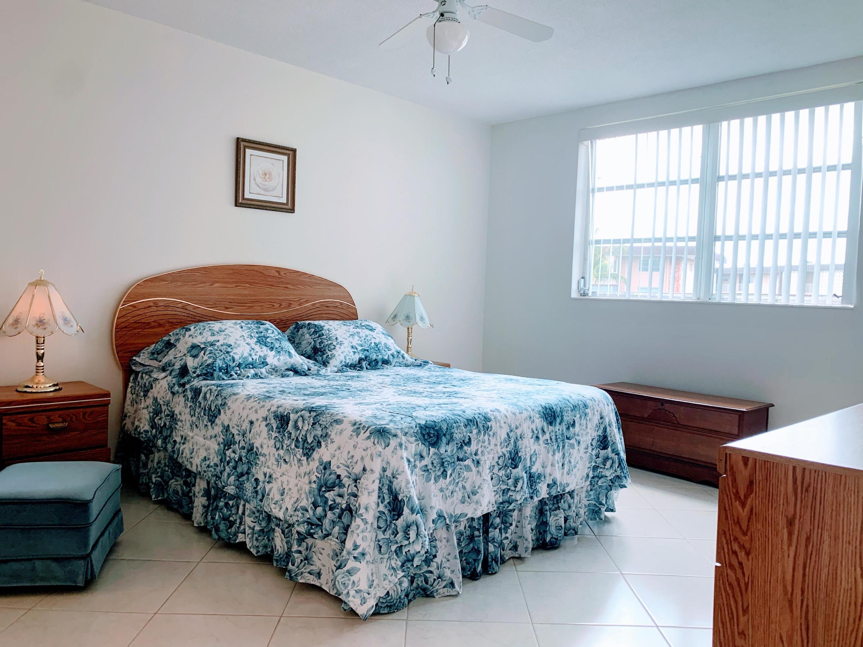 2800 NW 47th Terrace