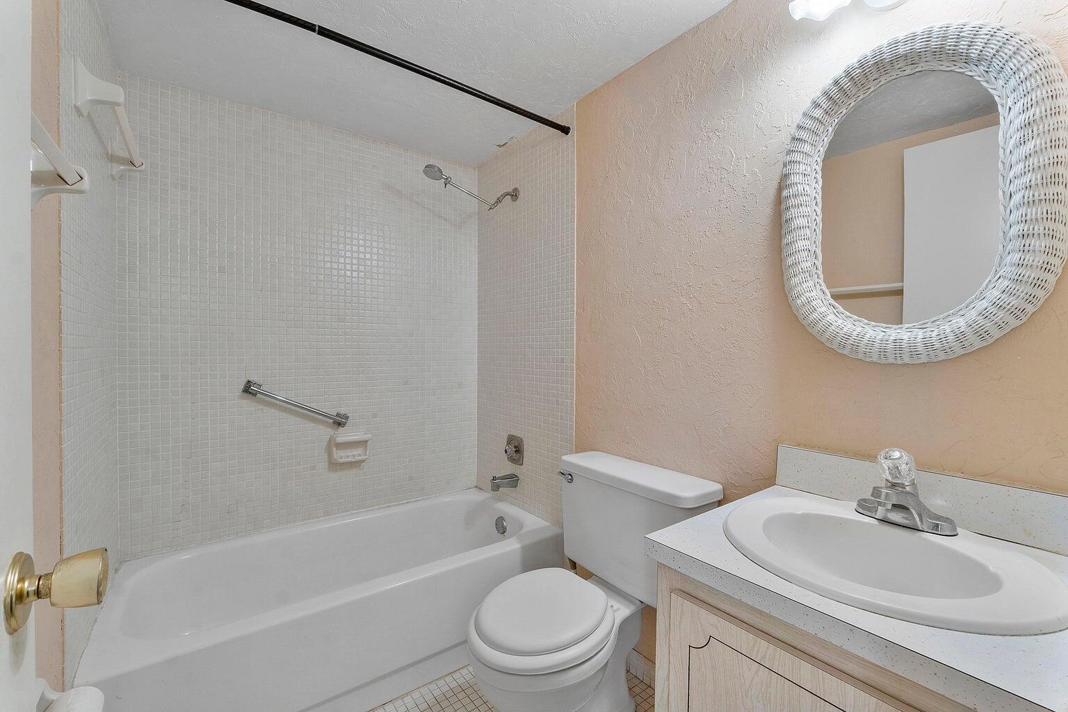 1141 Violet Terrace 101