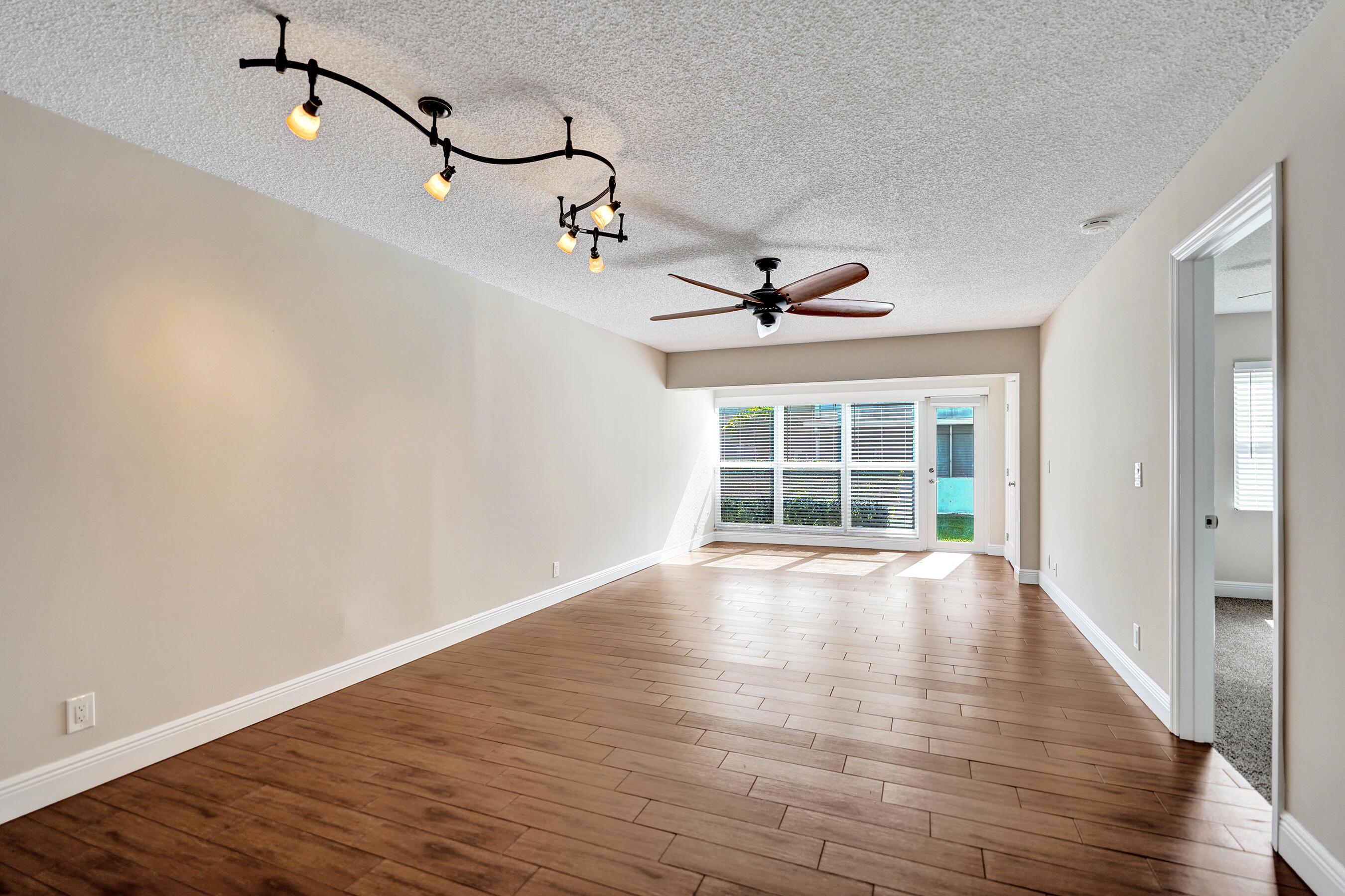 1140 Boxwood Drive 102