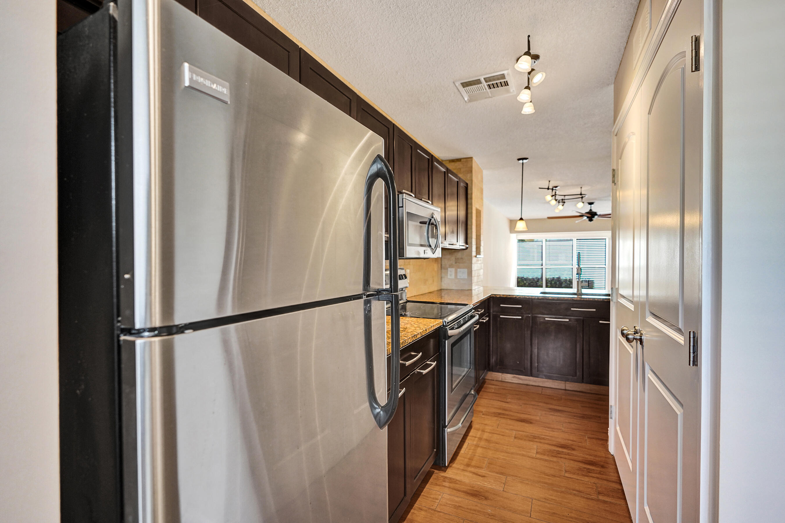 1140 Boxwood Drive 102