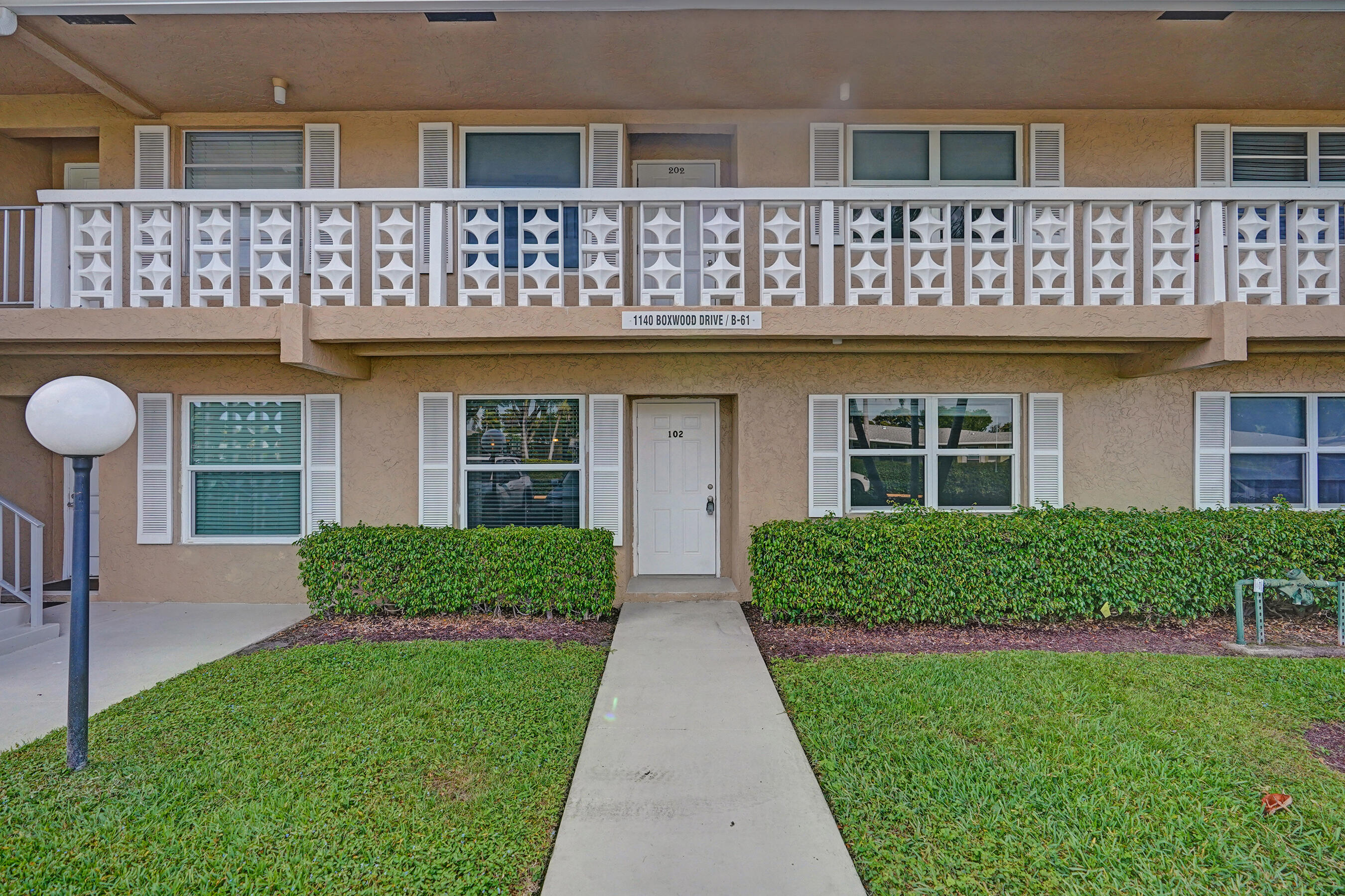 1140 Boxwood Drive 102