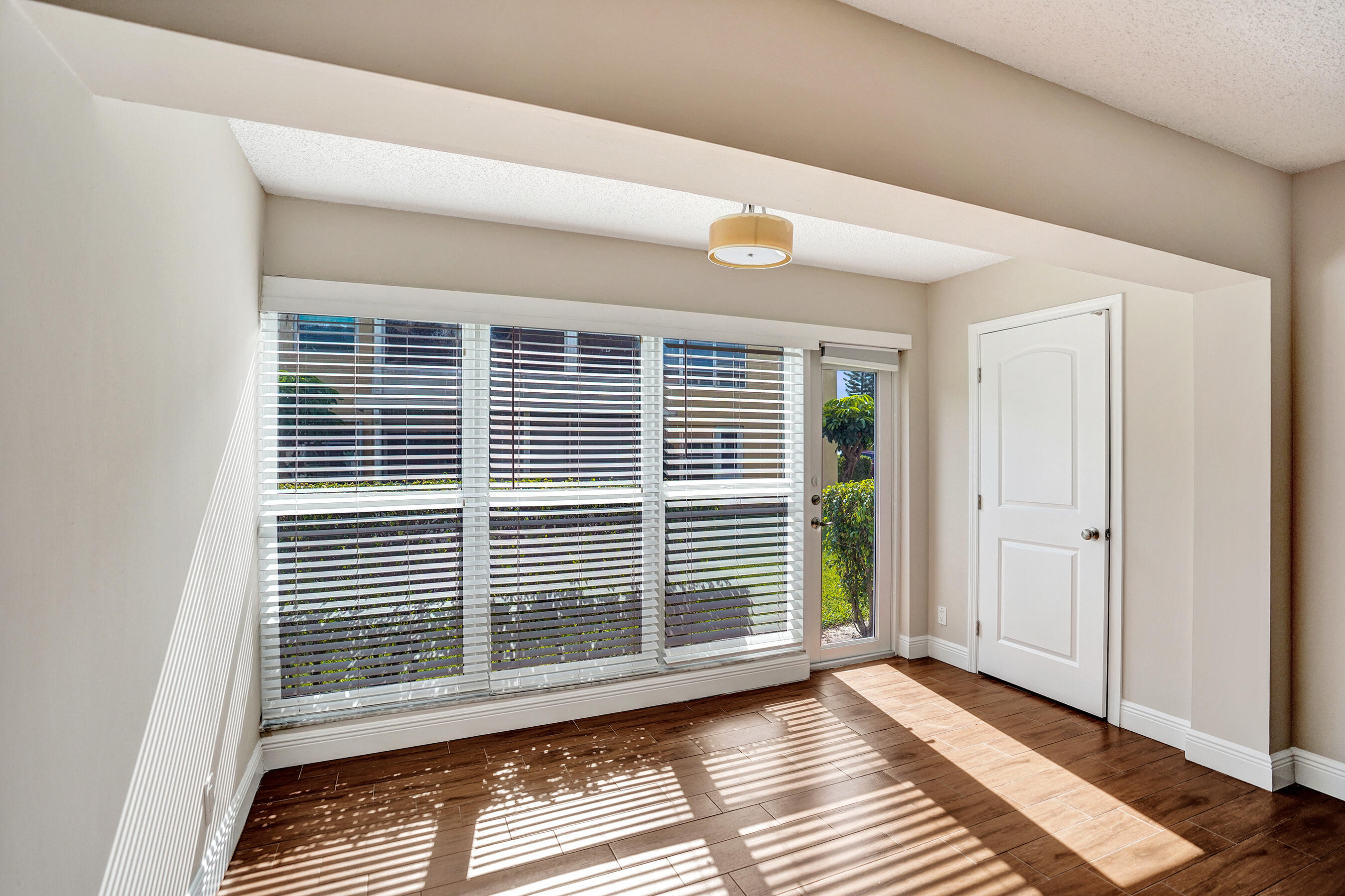 1140 Boxwood Drive 102